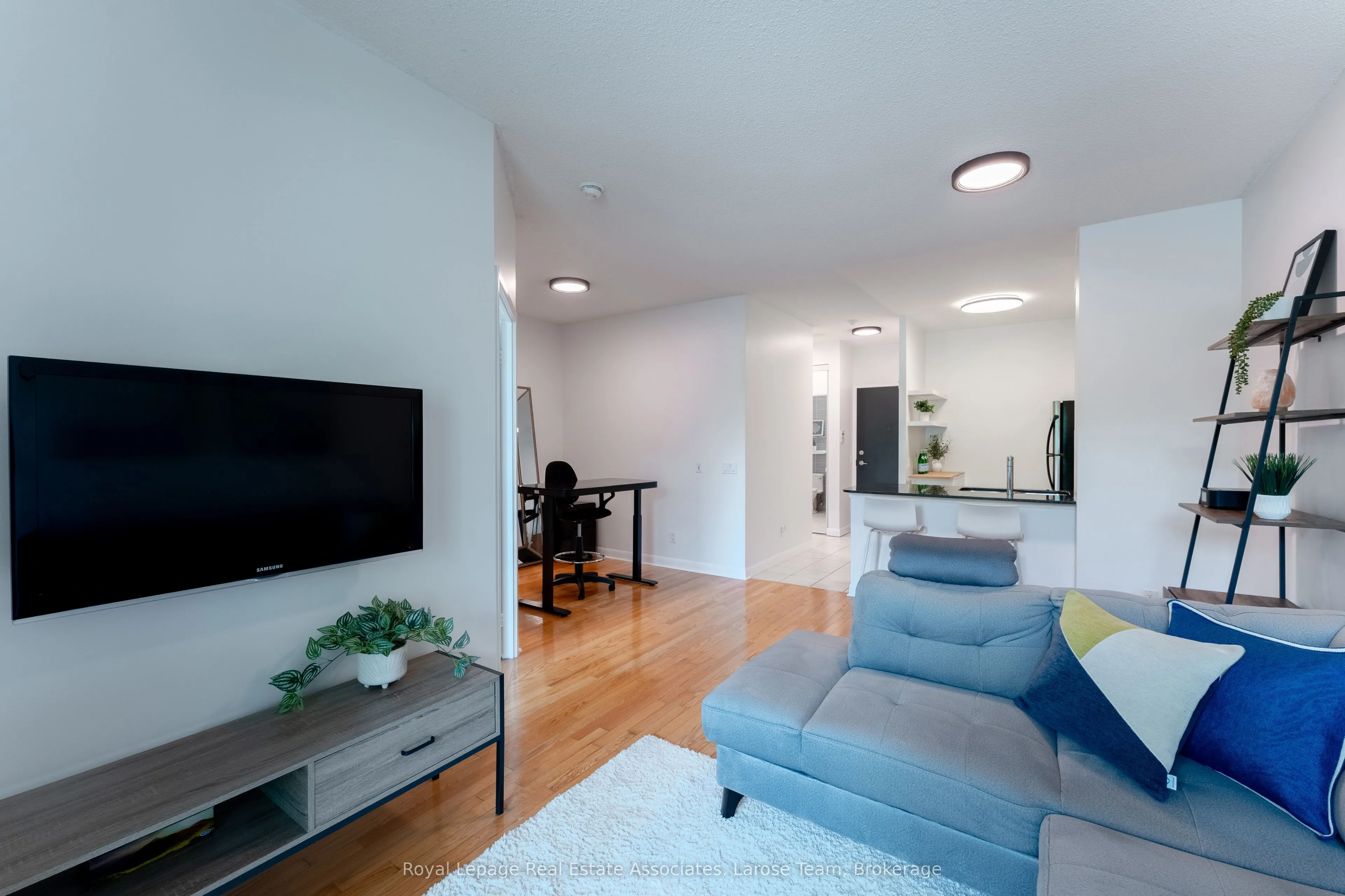 225 Sherway Gardens Road, #102