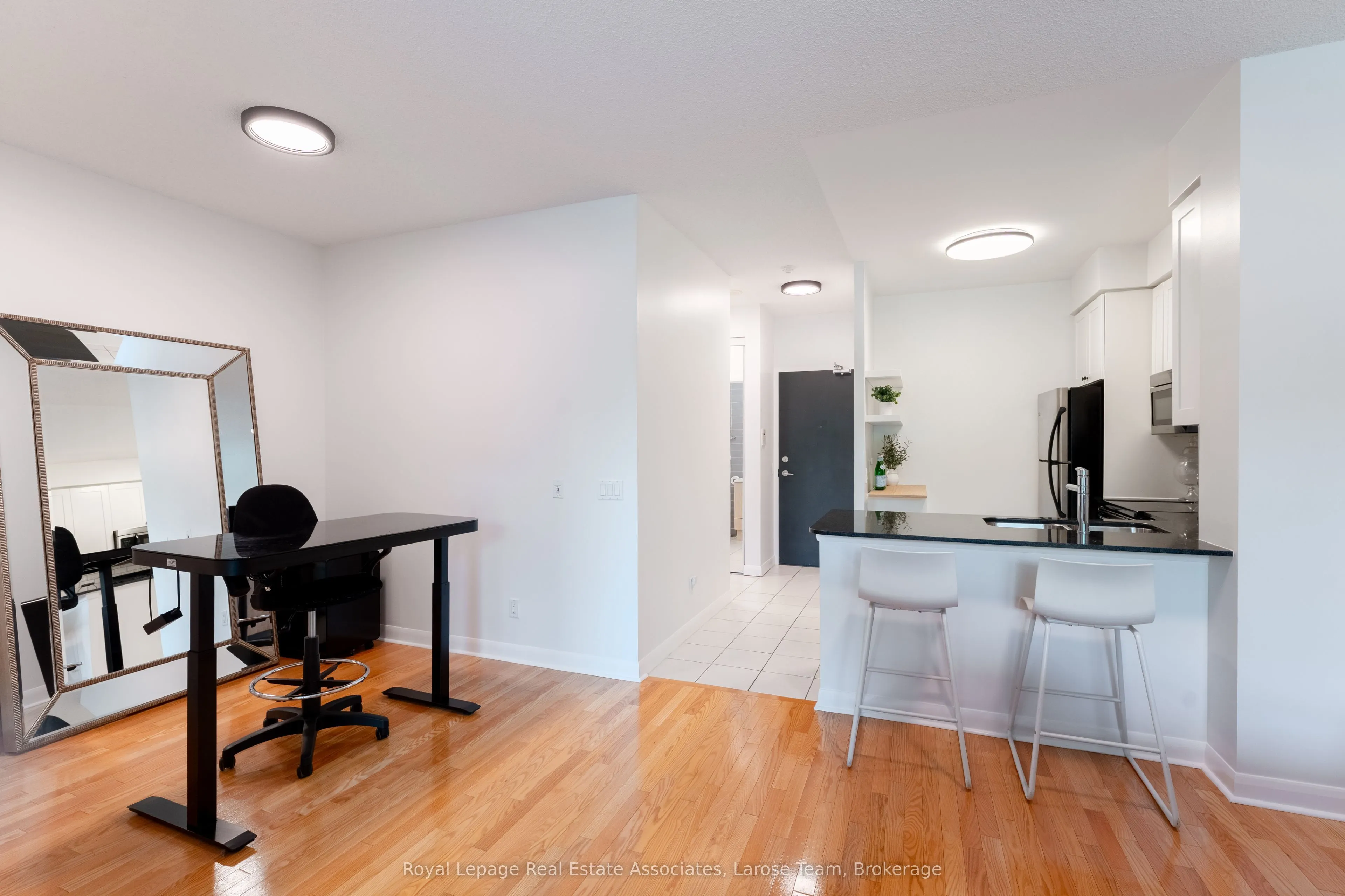 225 Sherway Gardens Road, #102