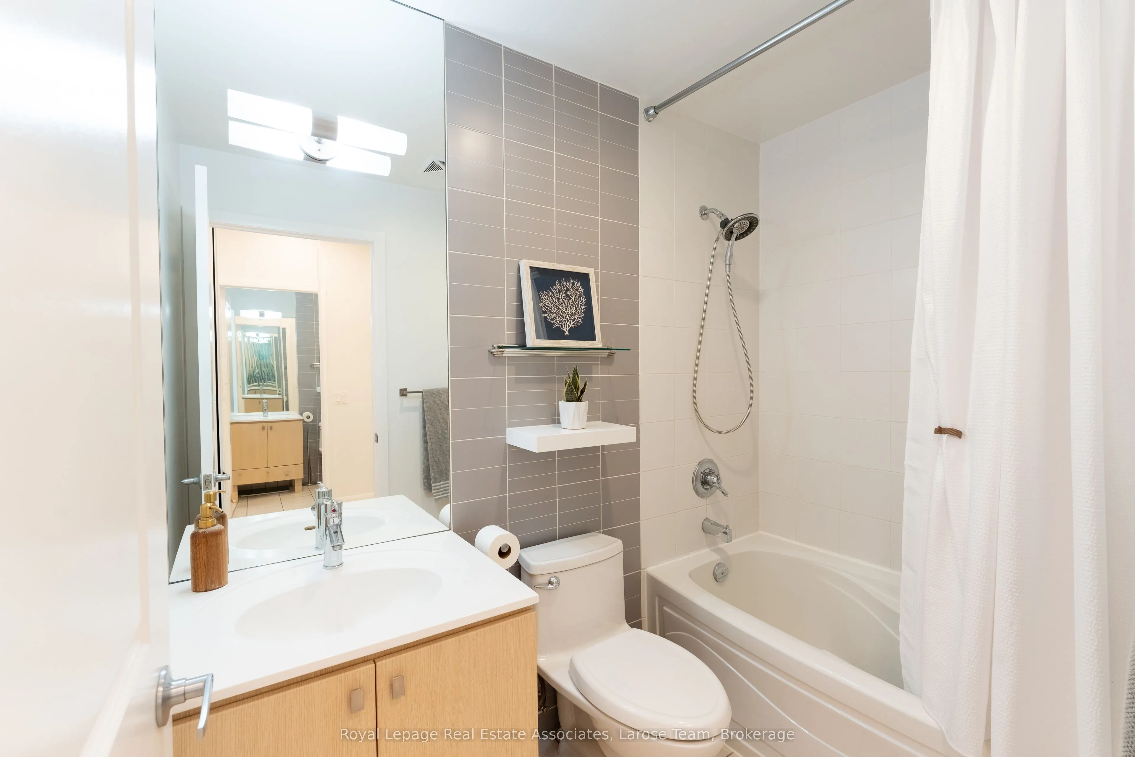 225 Sherway Gardens Road, #102