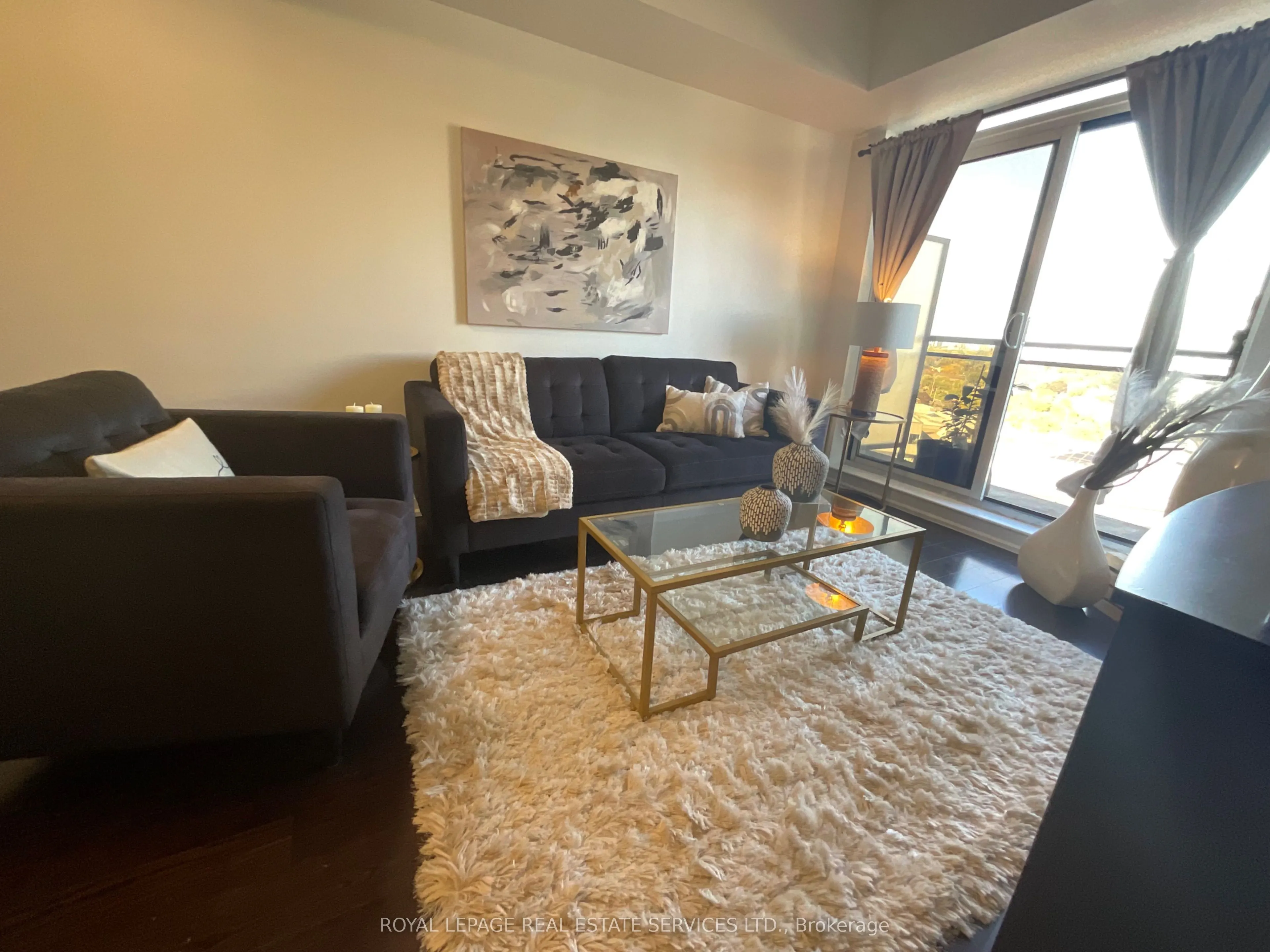 55 De Boers Drive, #1203