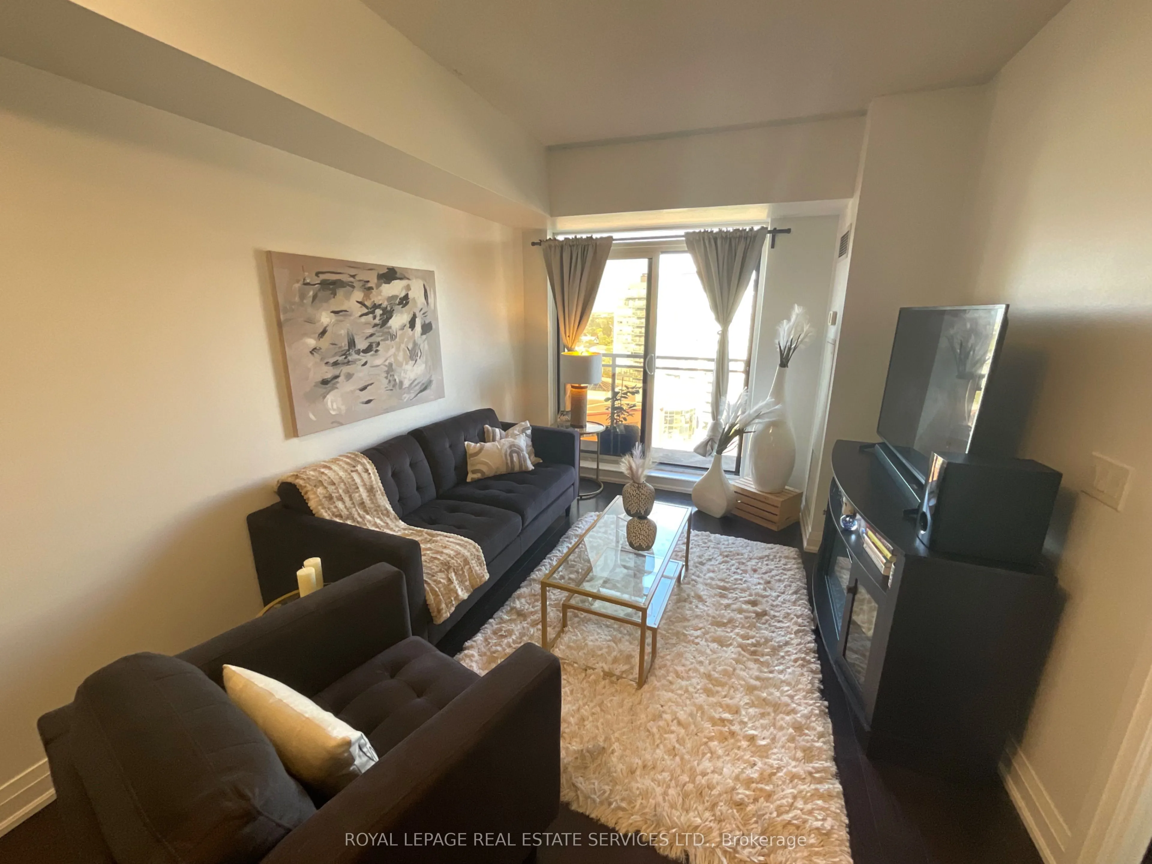 55 De Boers Drive, #1203