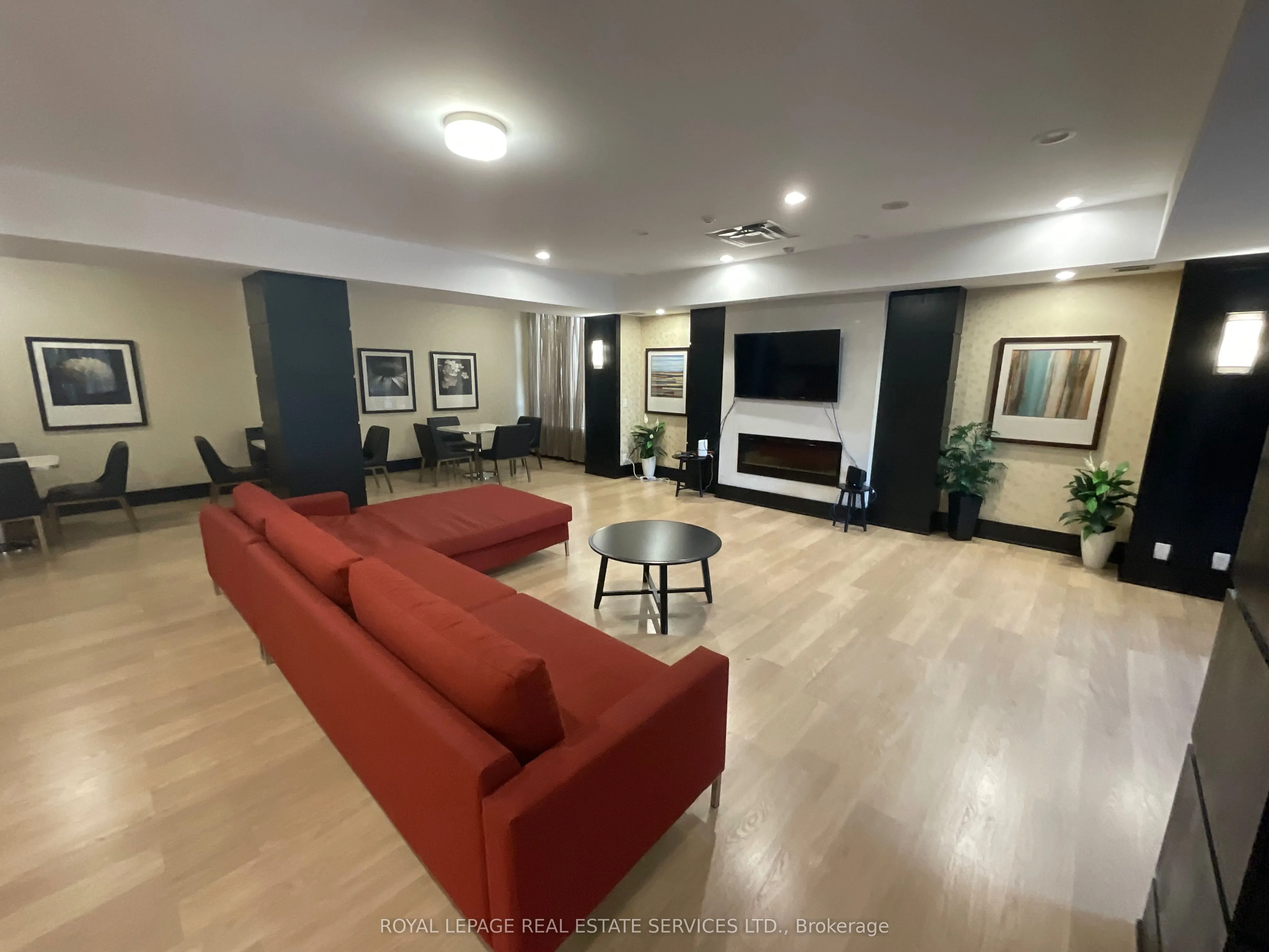 55 De Boers Drive, #1203