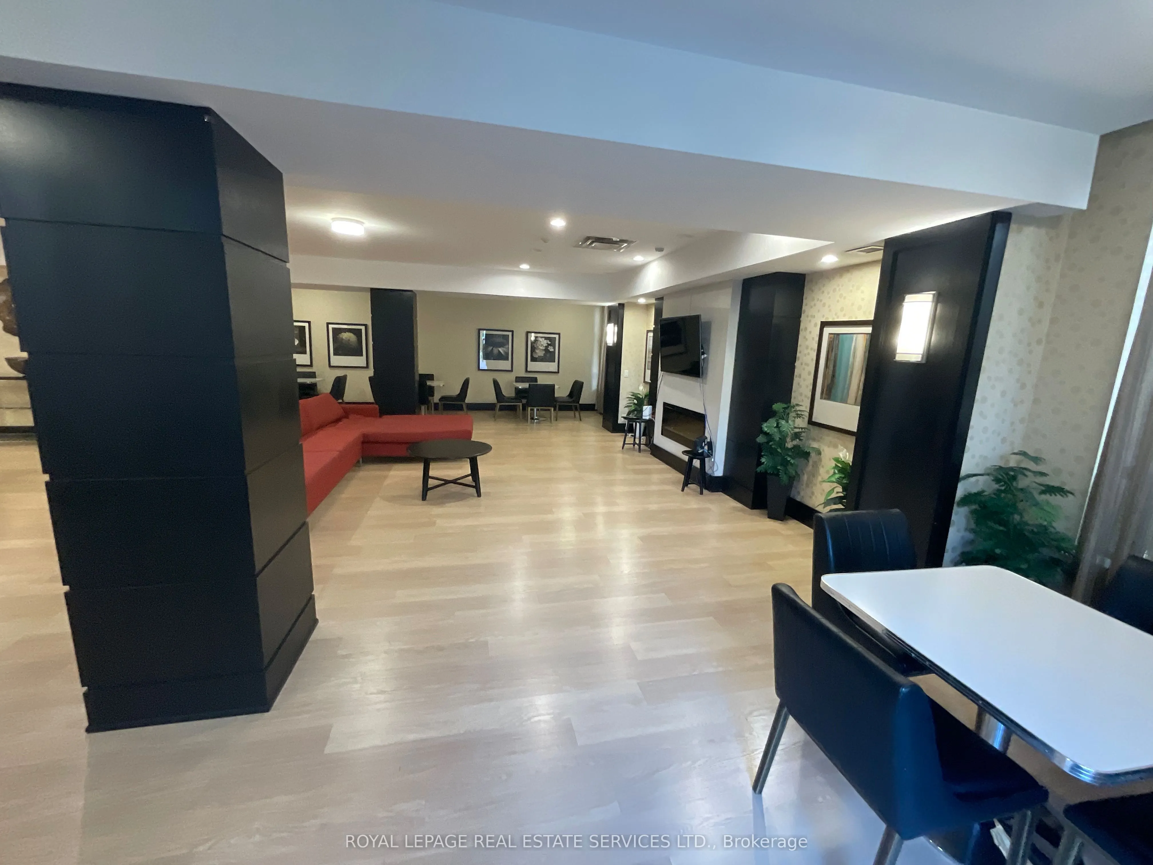 55 De Boers Drive, #1203