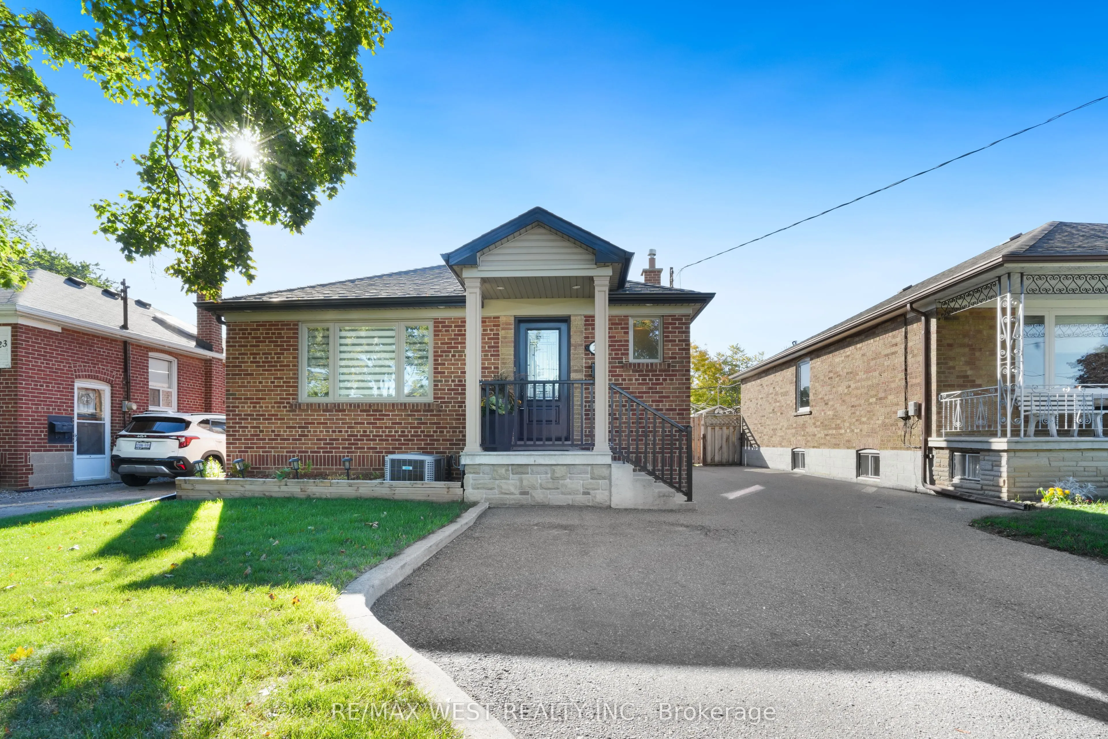 25 Silvercrest Avenue
