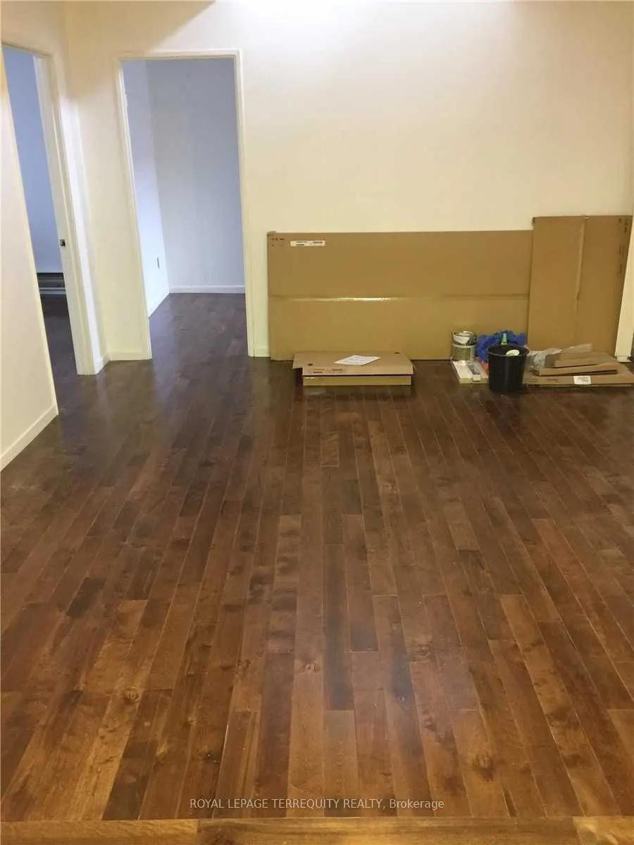 2879 Lake Shore Boulevard W, #2