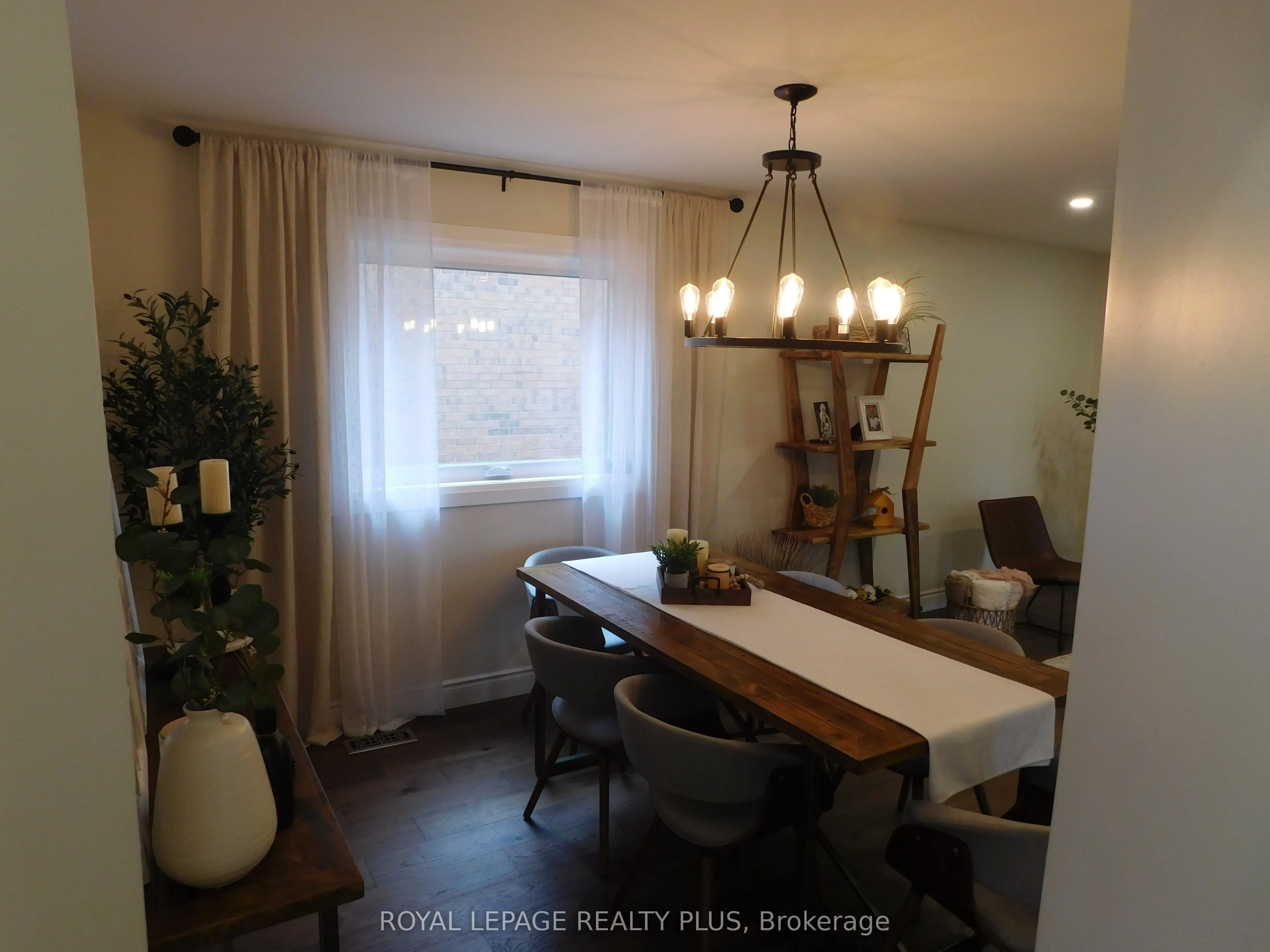 3424 Nutcracker Drive