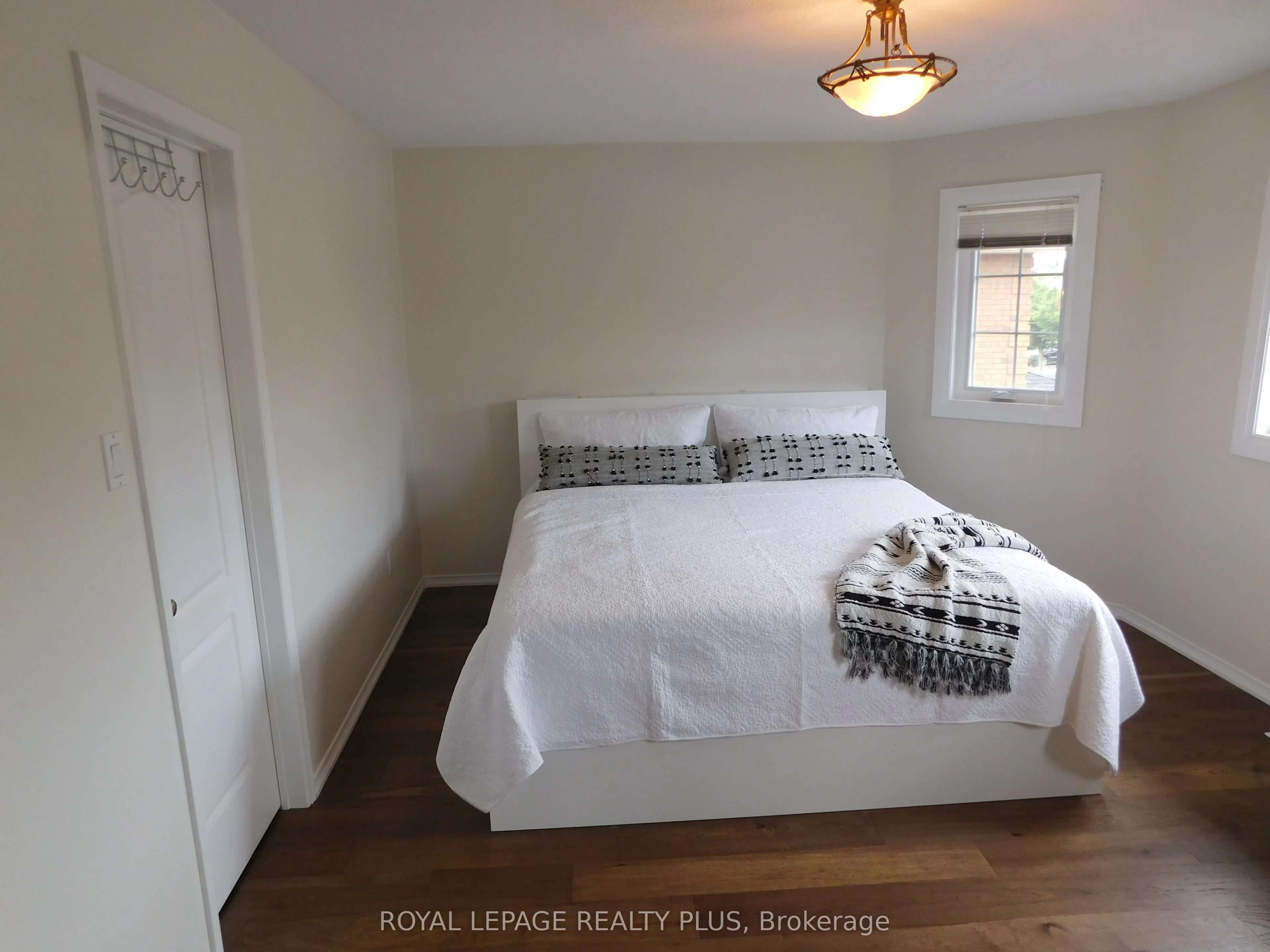 3424 Nutcracker Drive