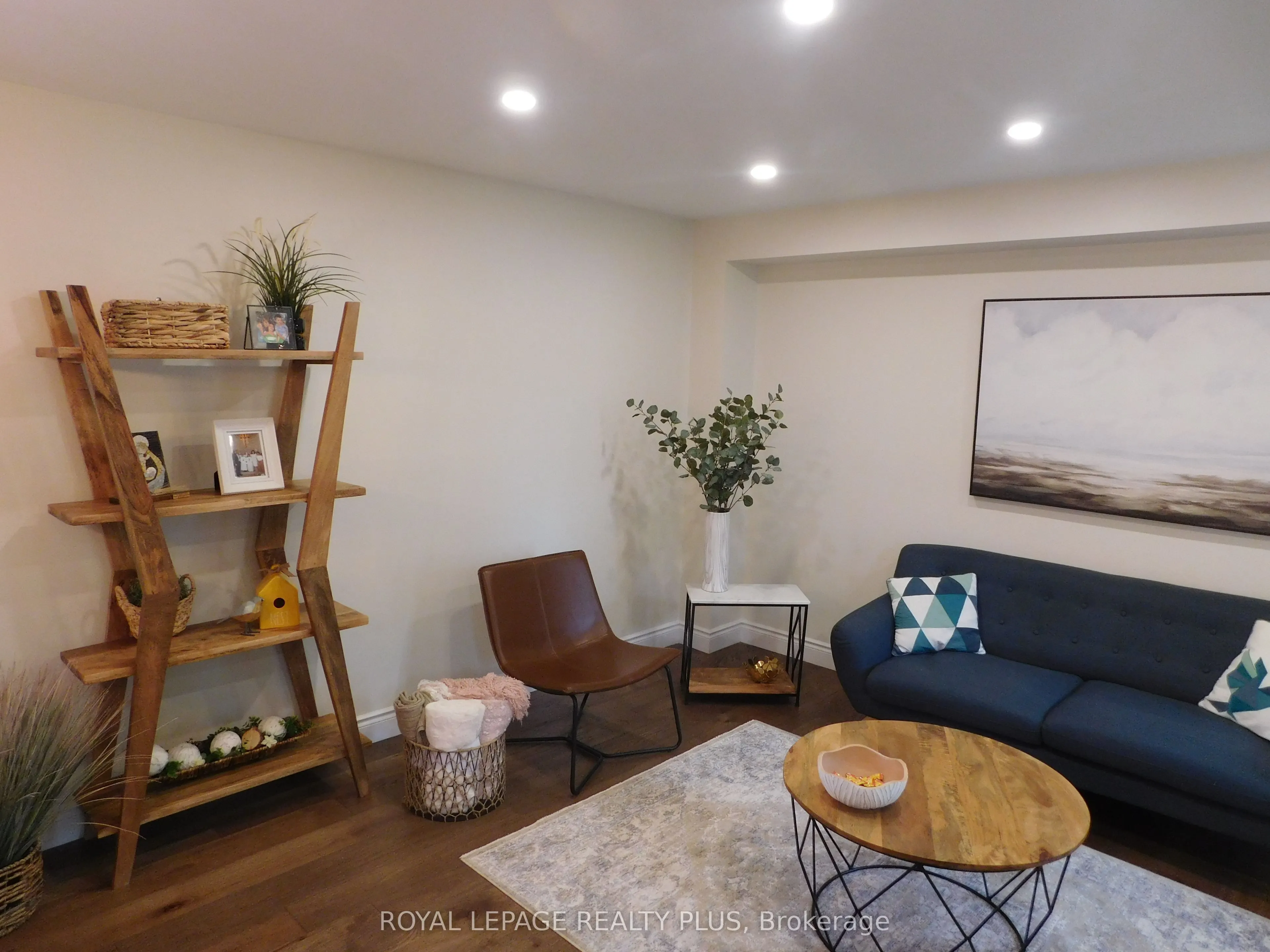 3424 Nutcracker Drive