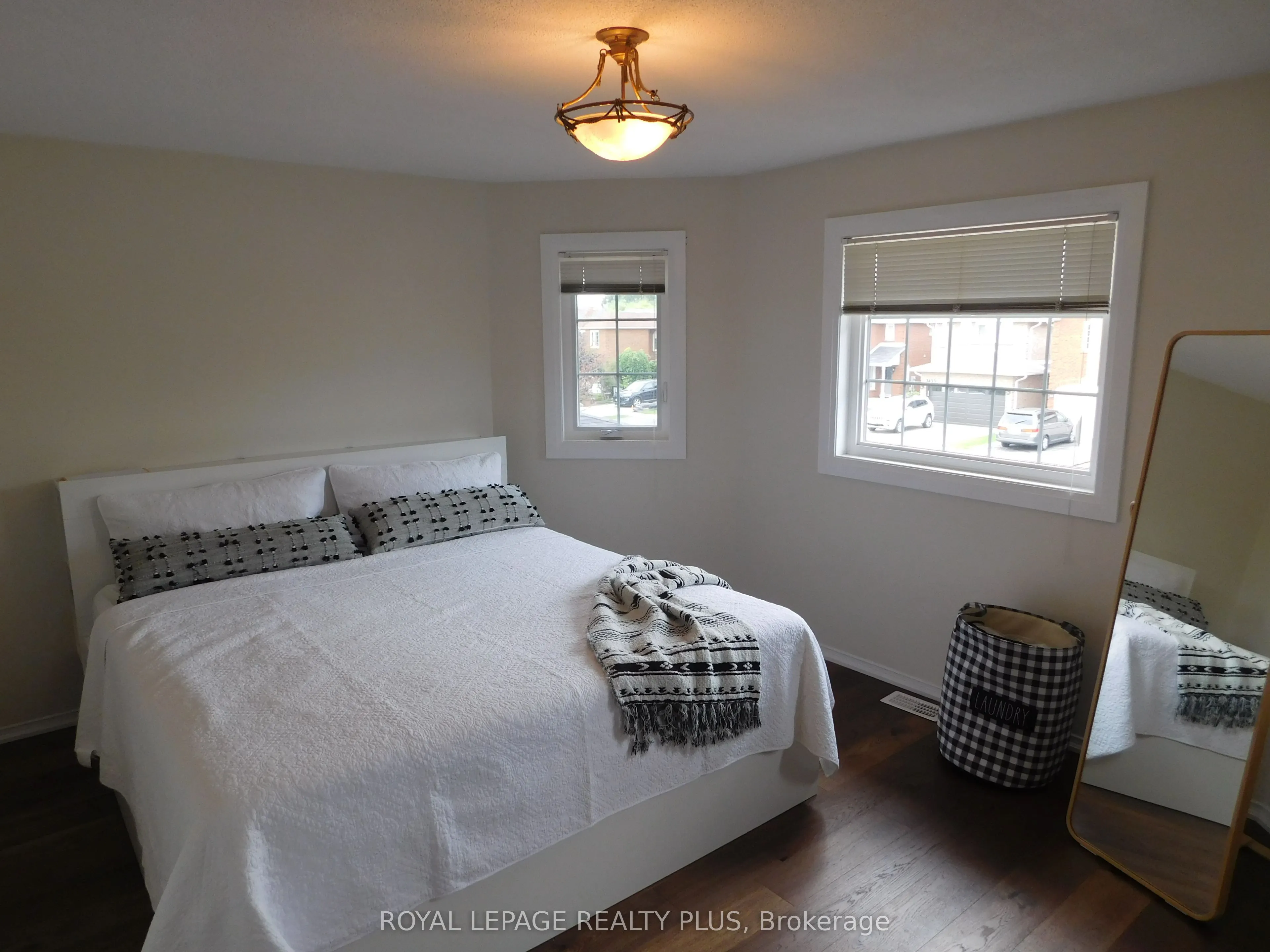 3424 Nutcracker Drive