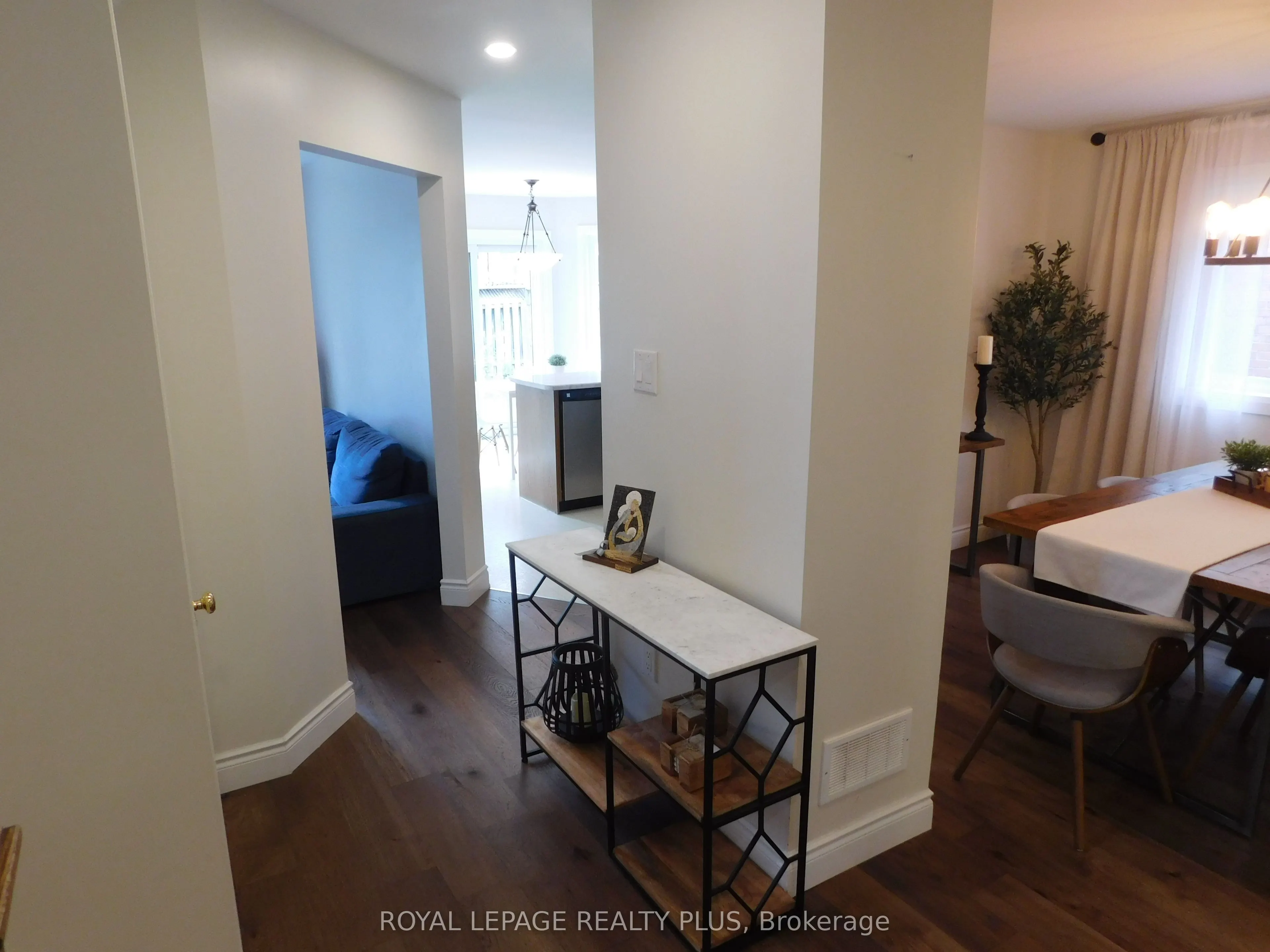3424 Nutcracker Drive