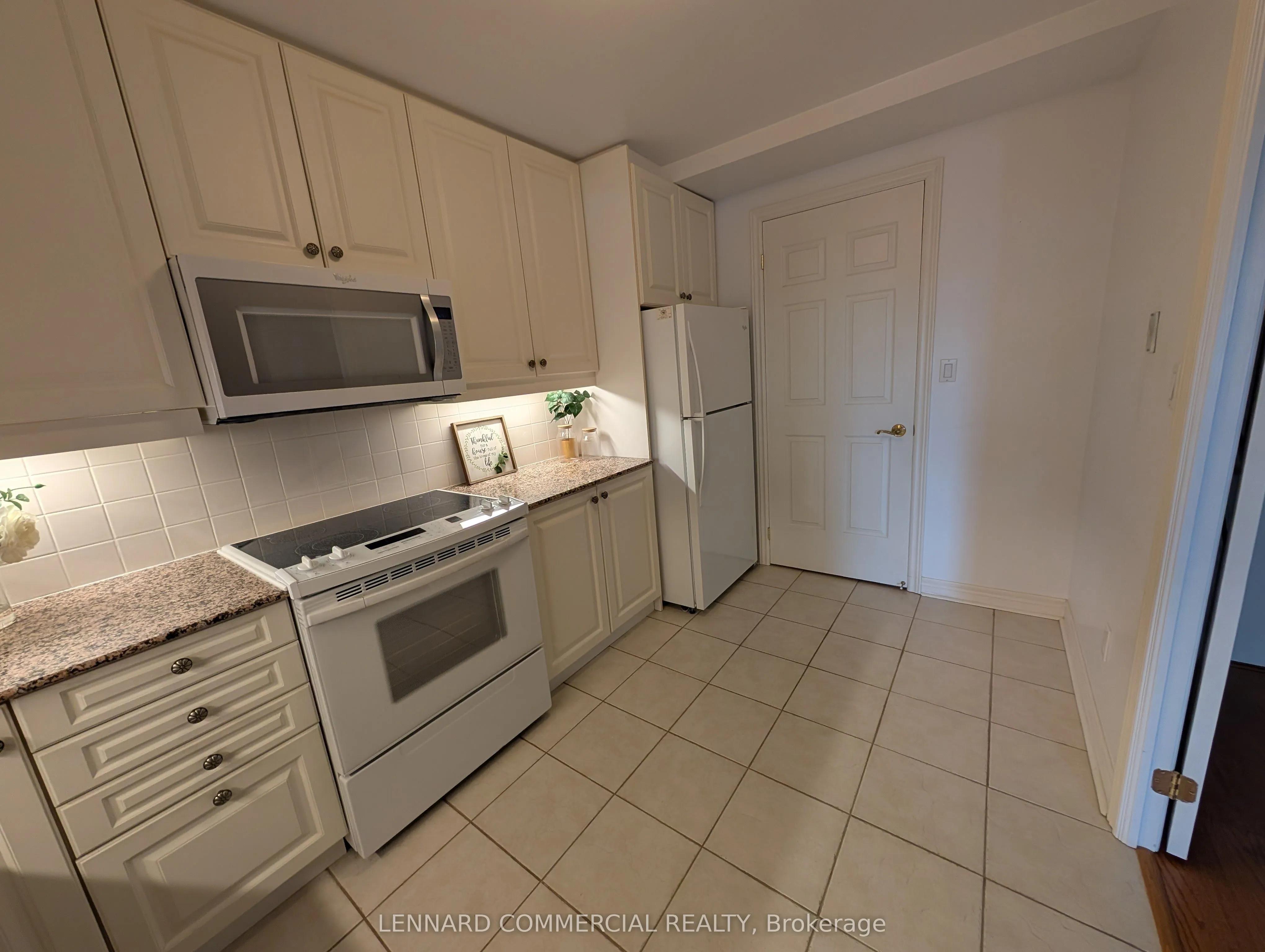 3085 Bloor Street W, #505