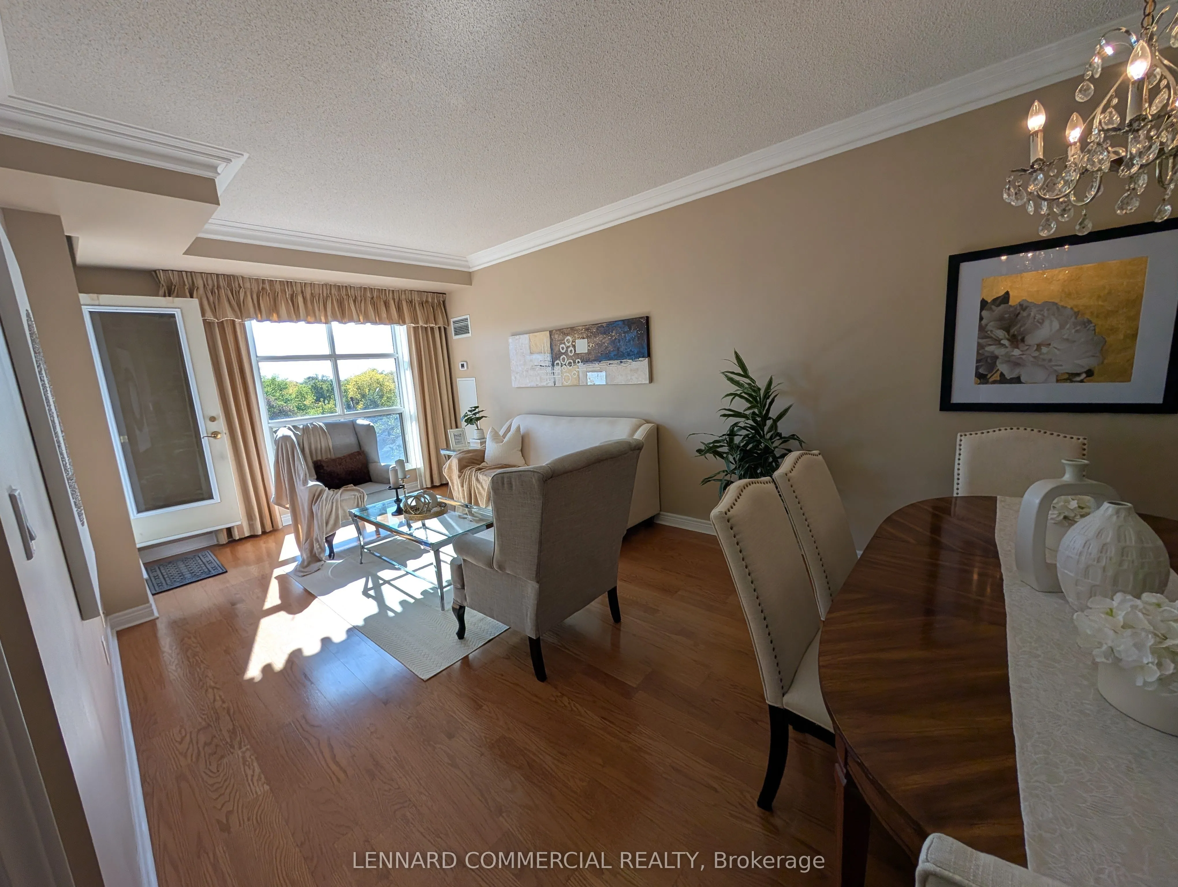 3085 Bloor Street W, #505