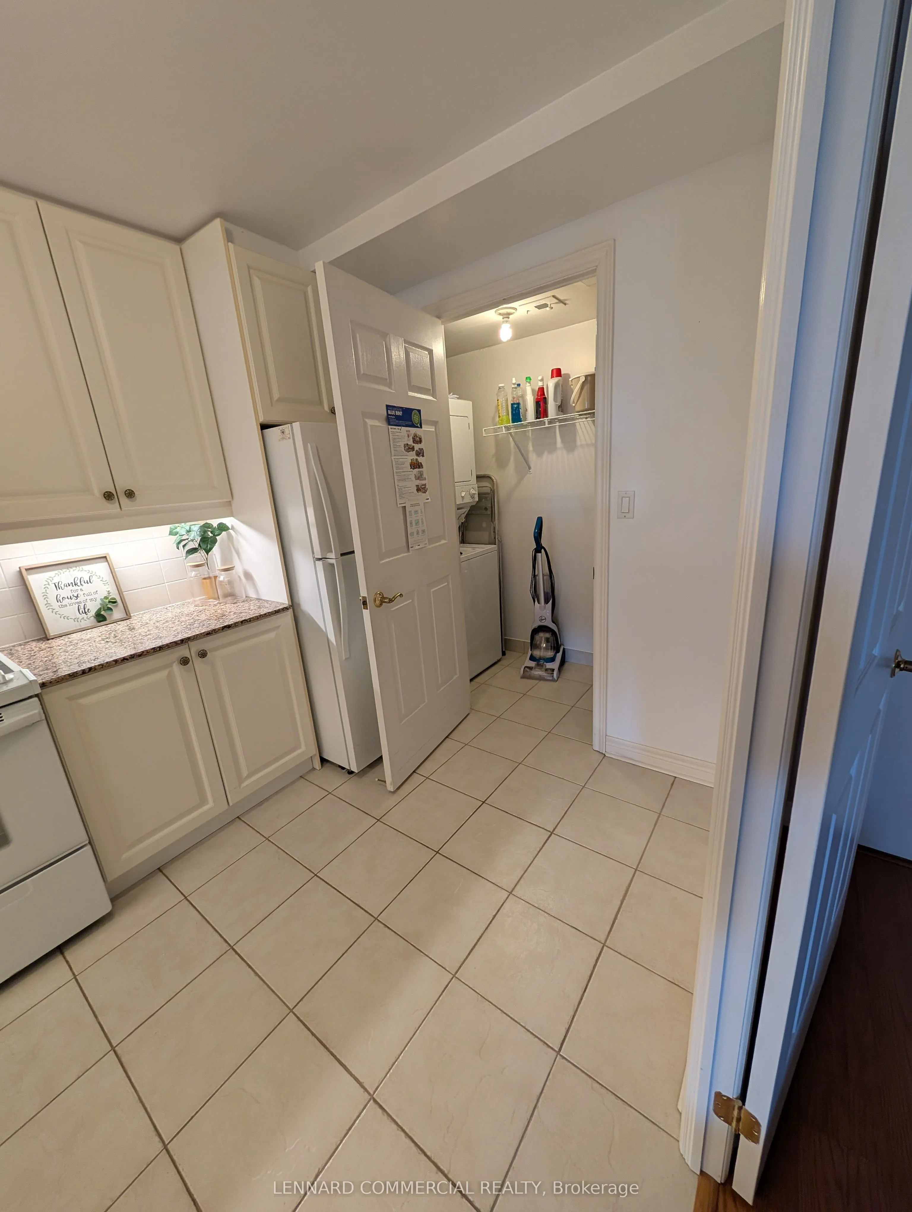 3085 Bloor Street W, #505