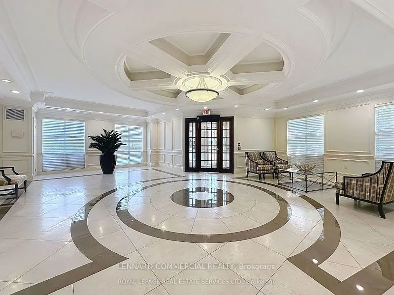 3085 Bloor Street W, #505