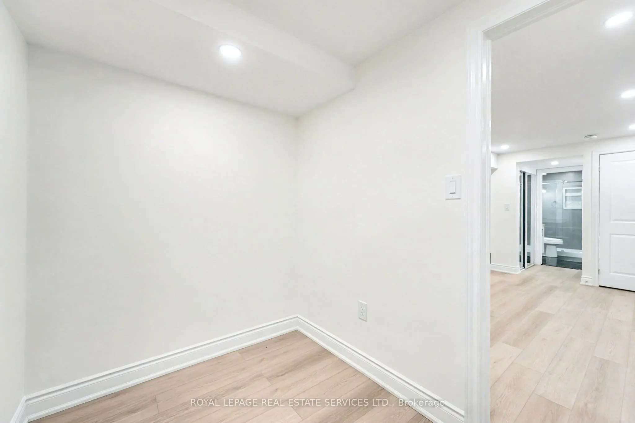 24 Pinedale Avenue