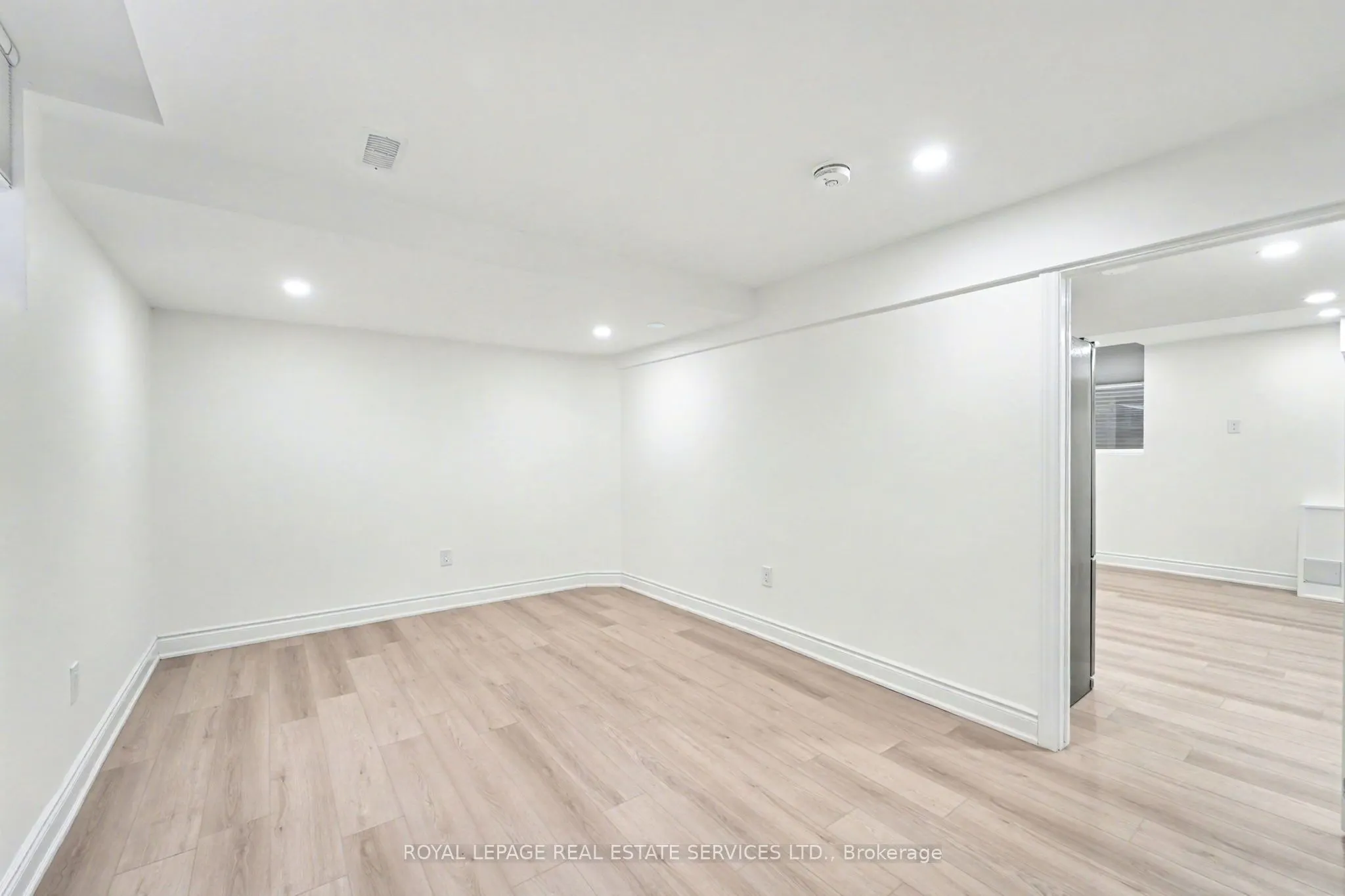 24 Pinedale Avenue