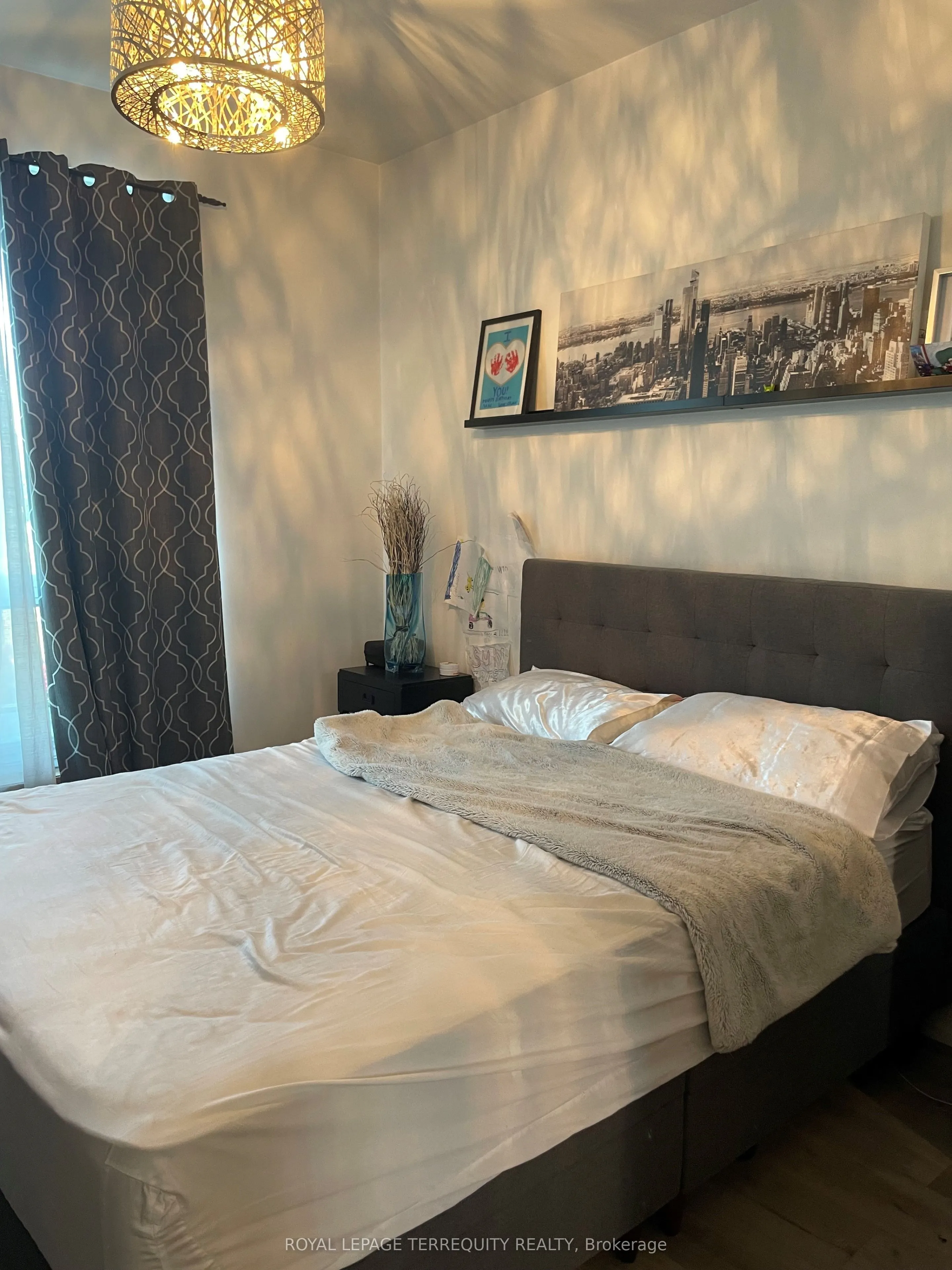 1135 Royal York Road, #218