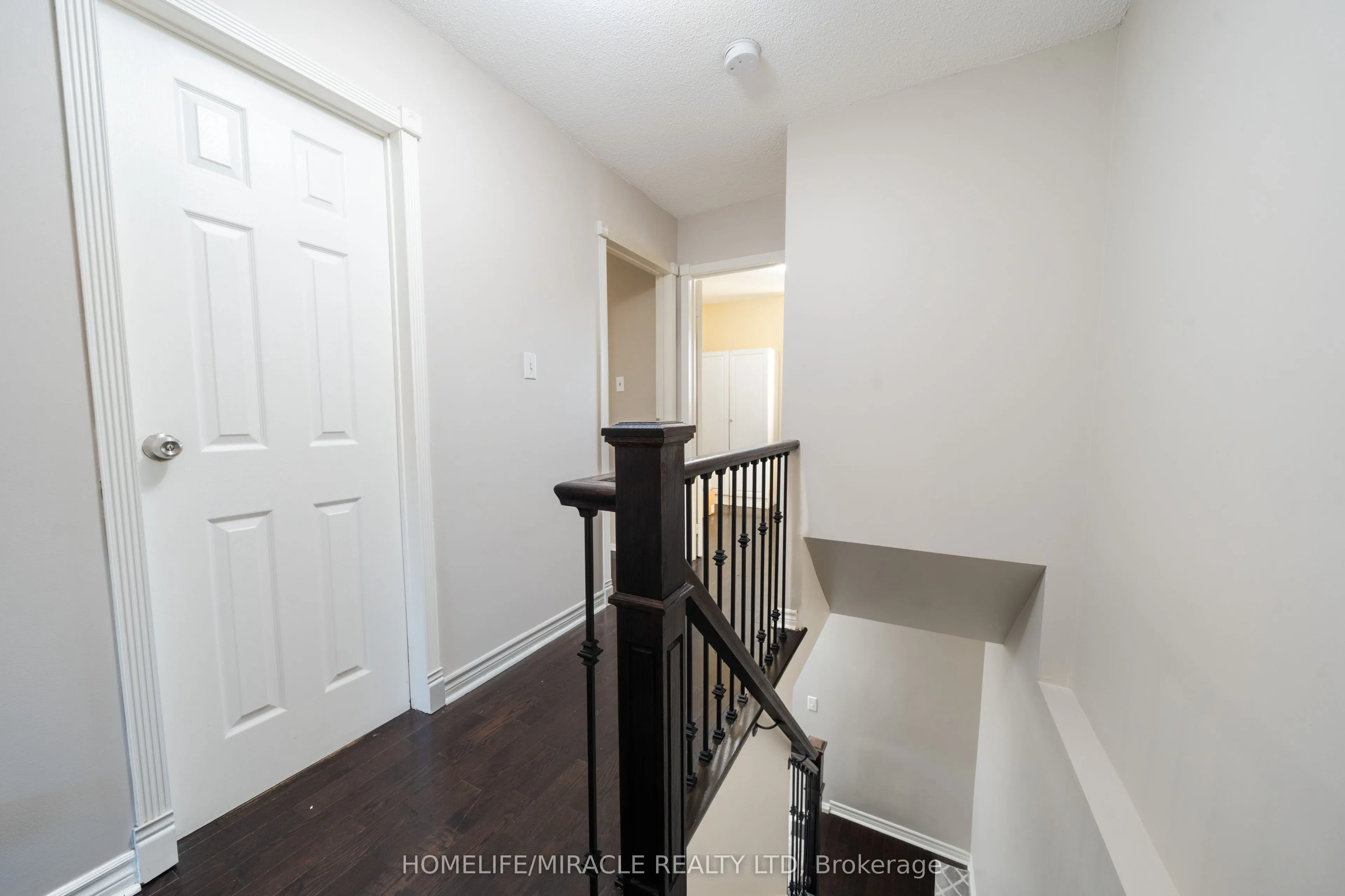 613 Galloway Crescent