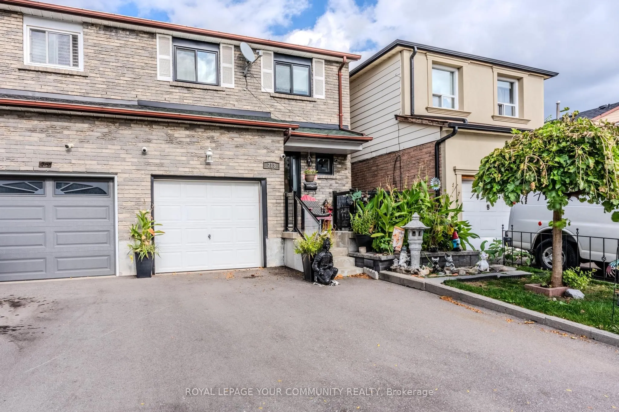 713 Ashburnha Place