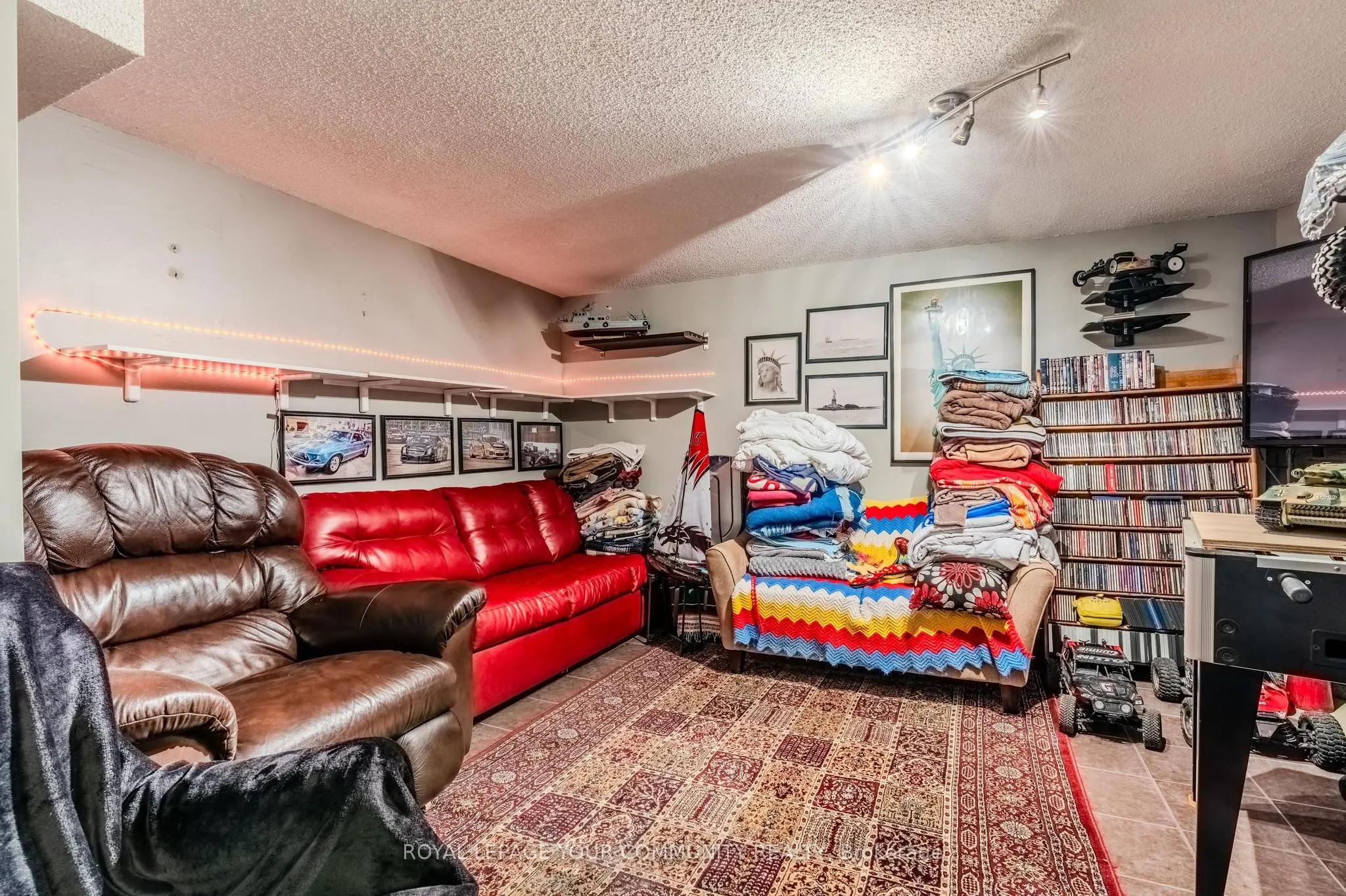 713 Ashburnha Place