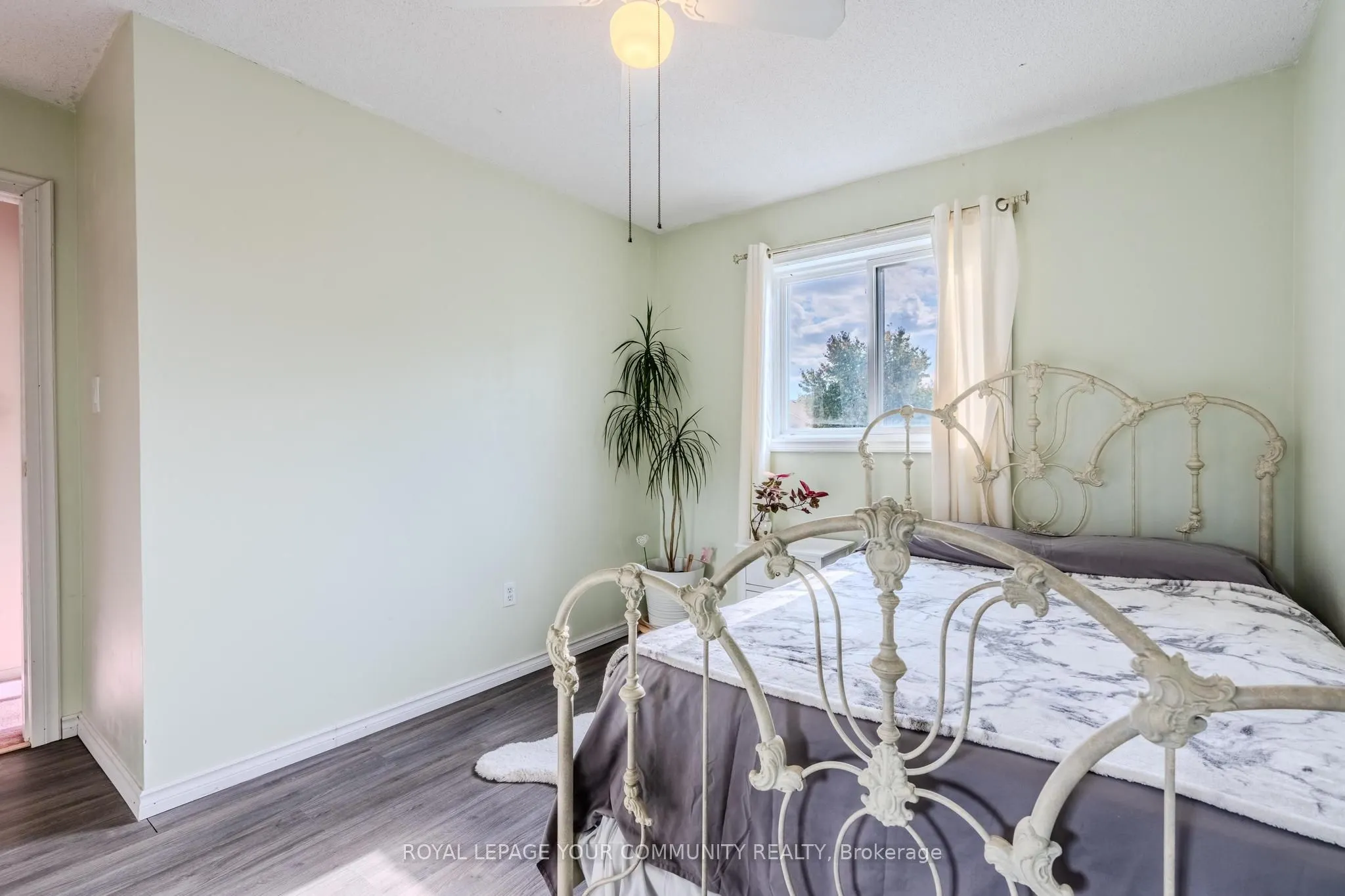 713 Ashburnha Place