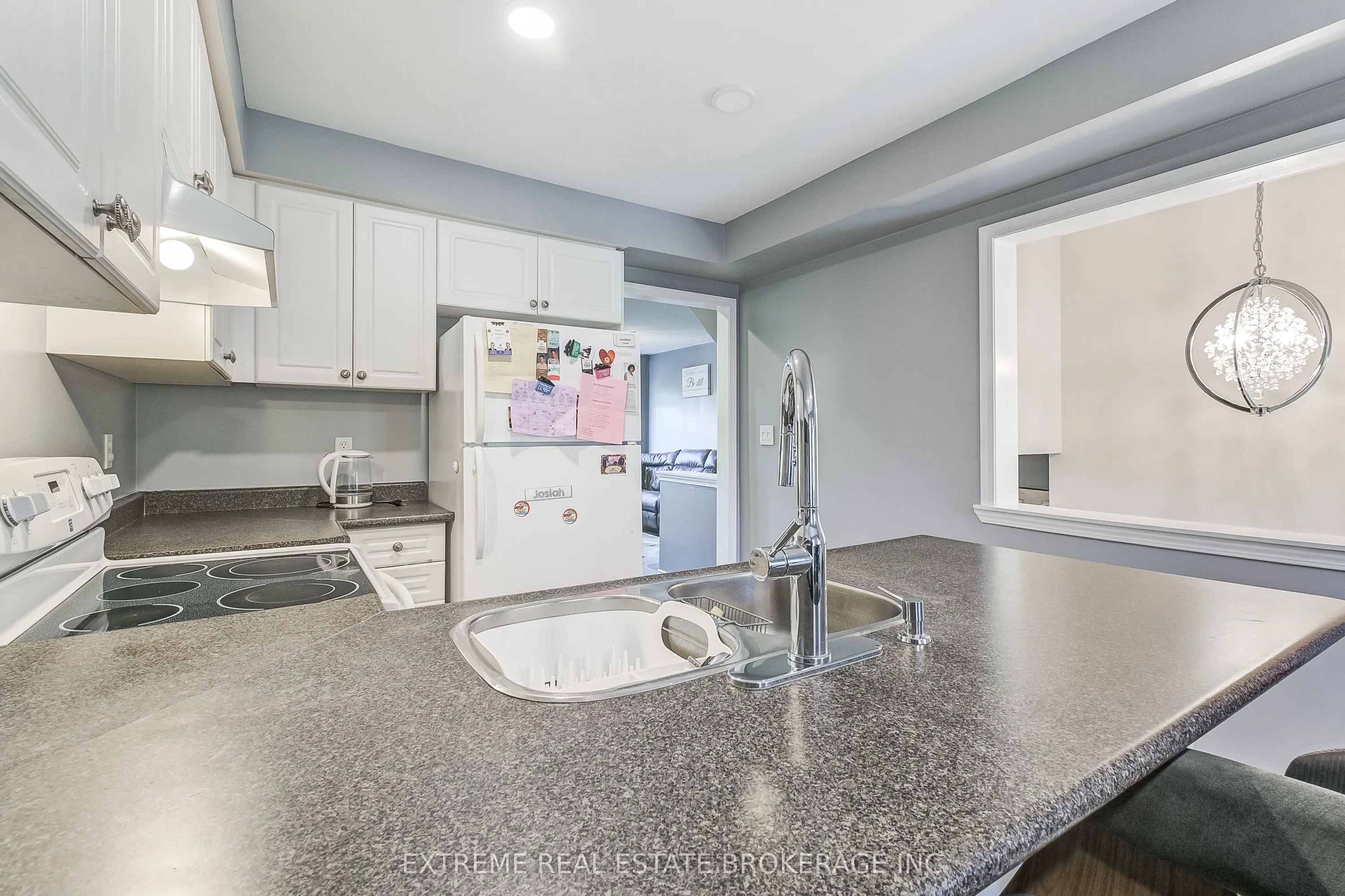 271 Richvale Drive S, #38