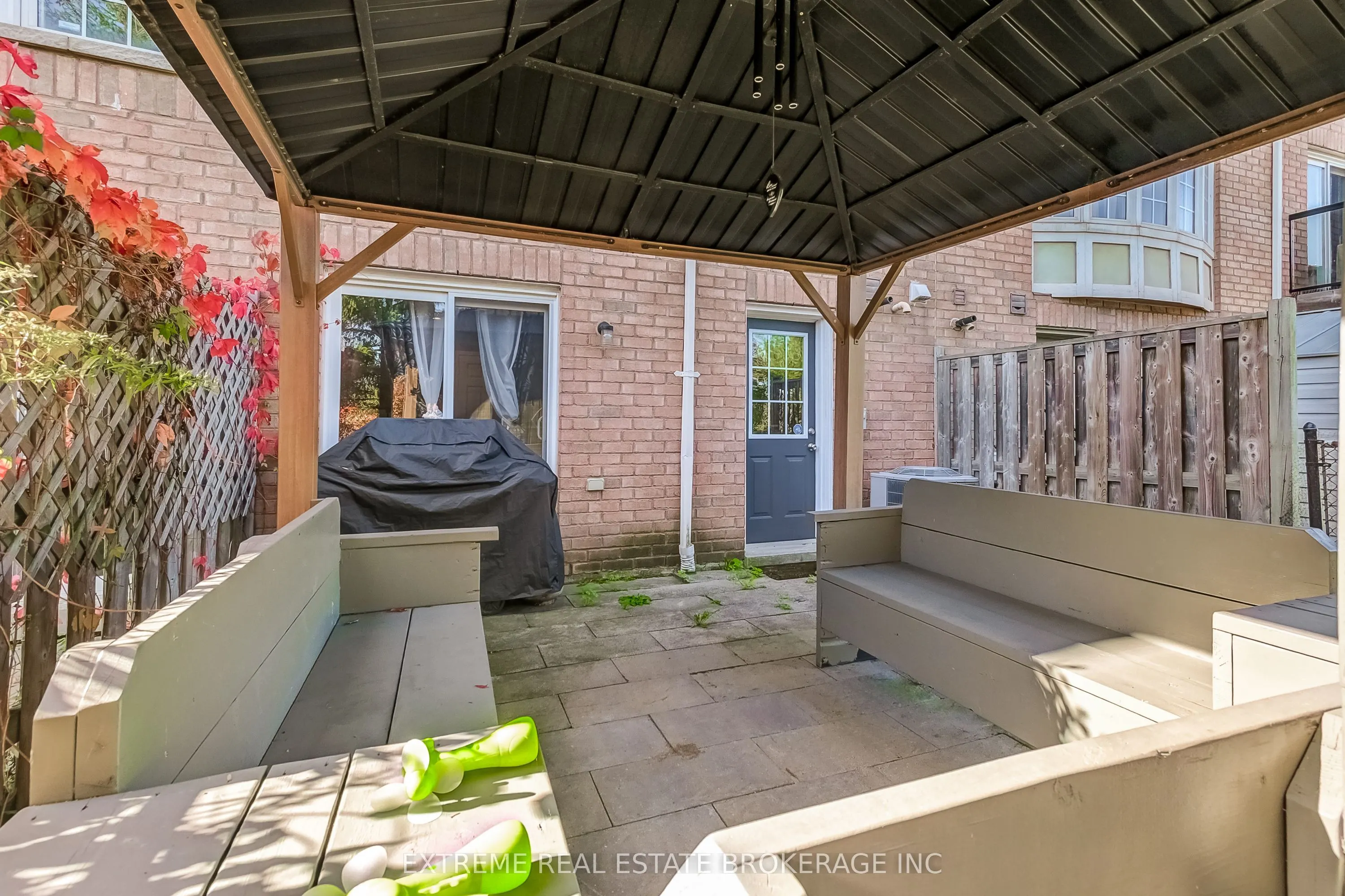 271 Richvale Drive S, #38