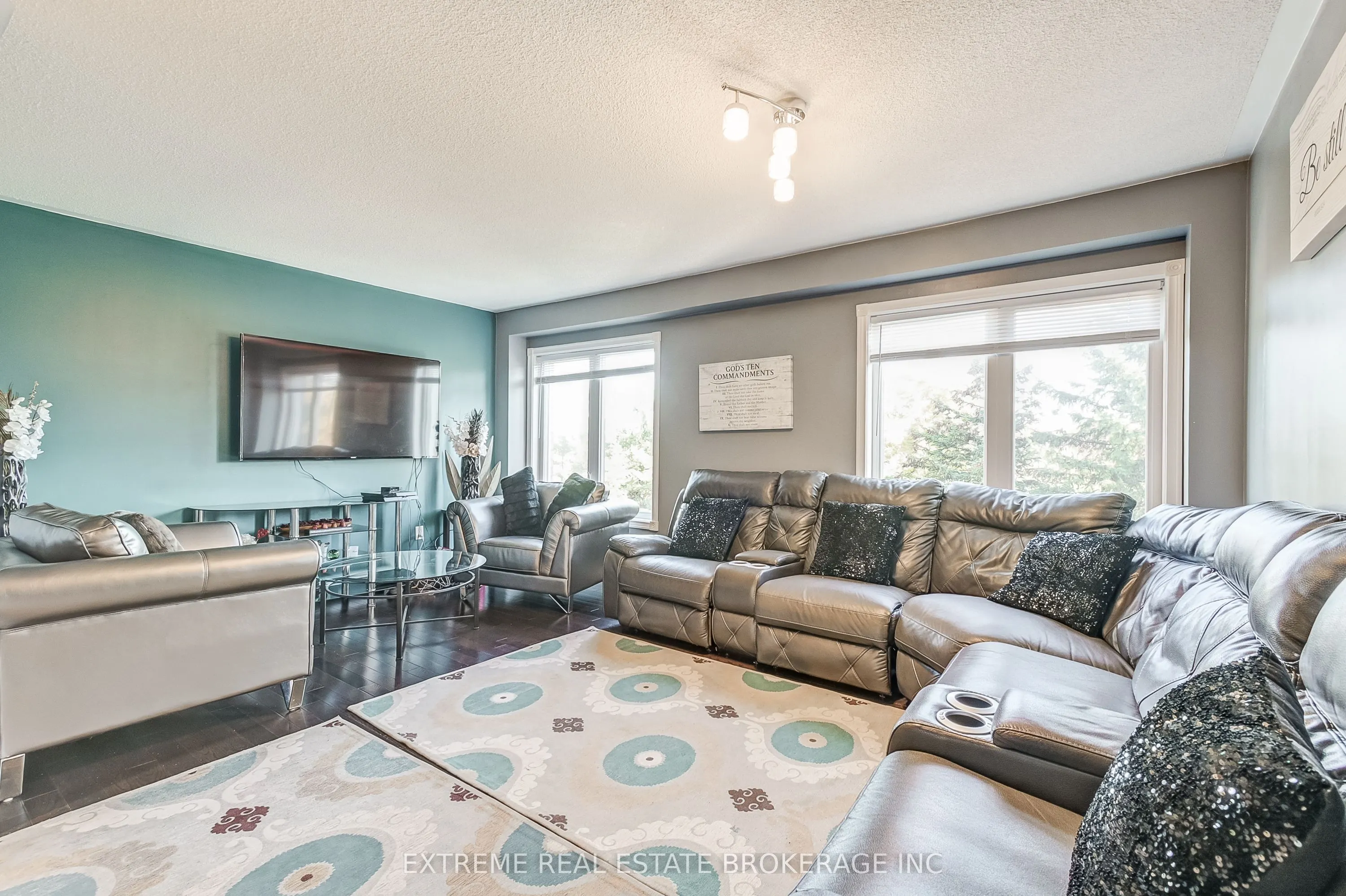 271 Richvale Drive S, #38