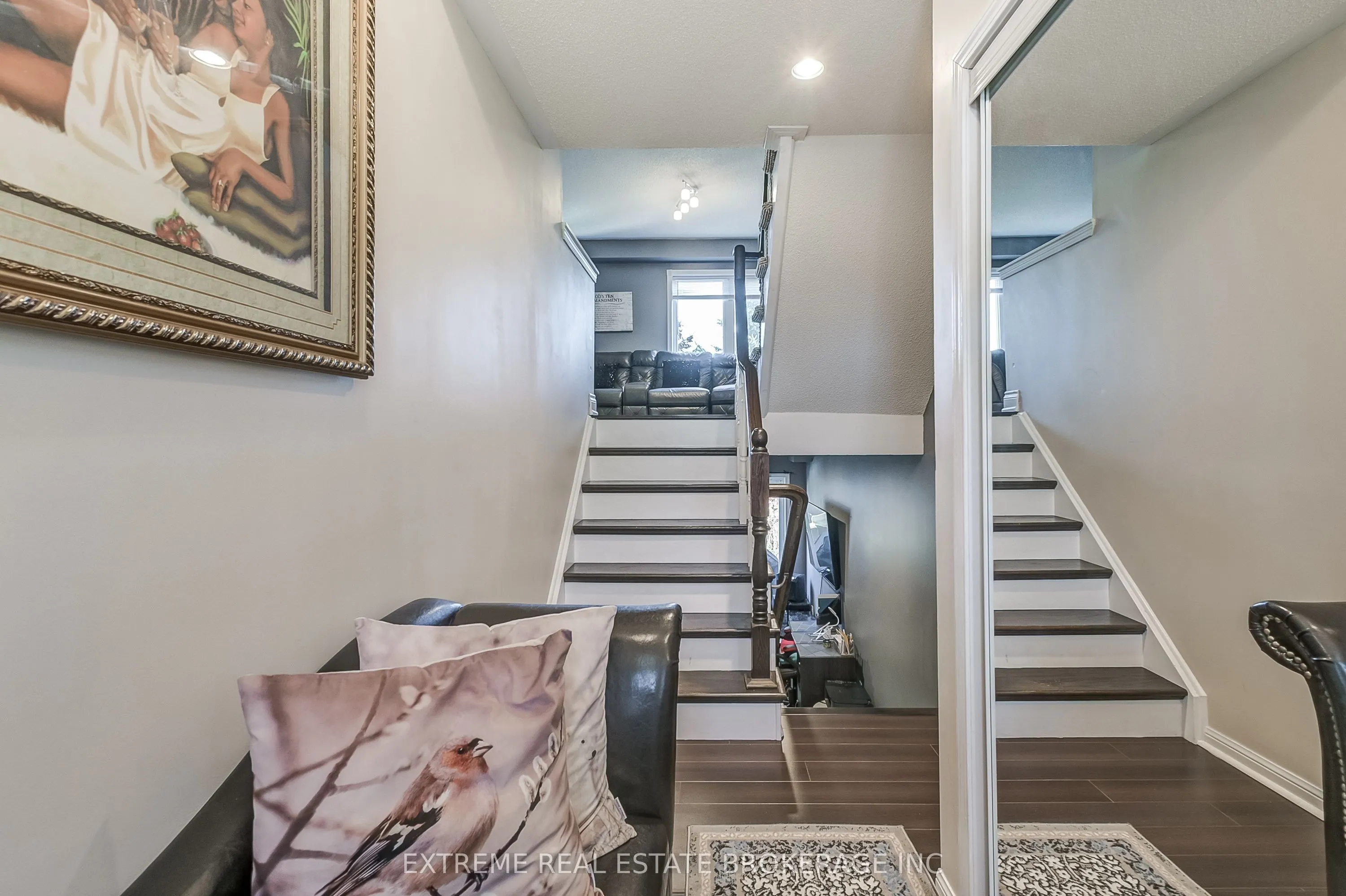 271 Richvale Drive S, #38