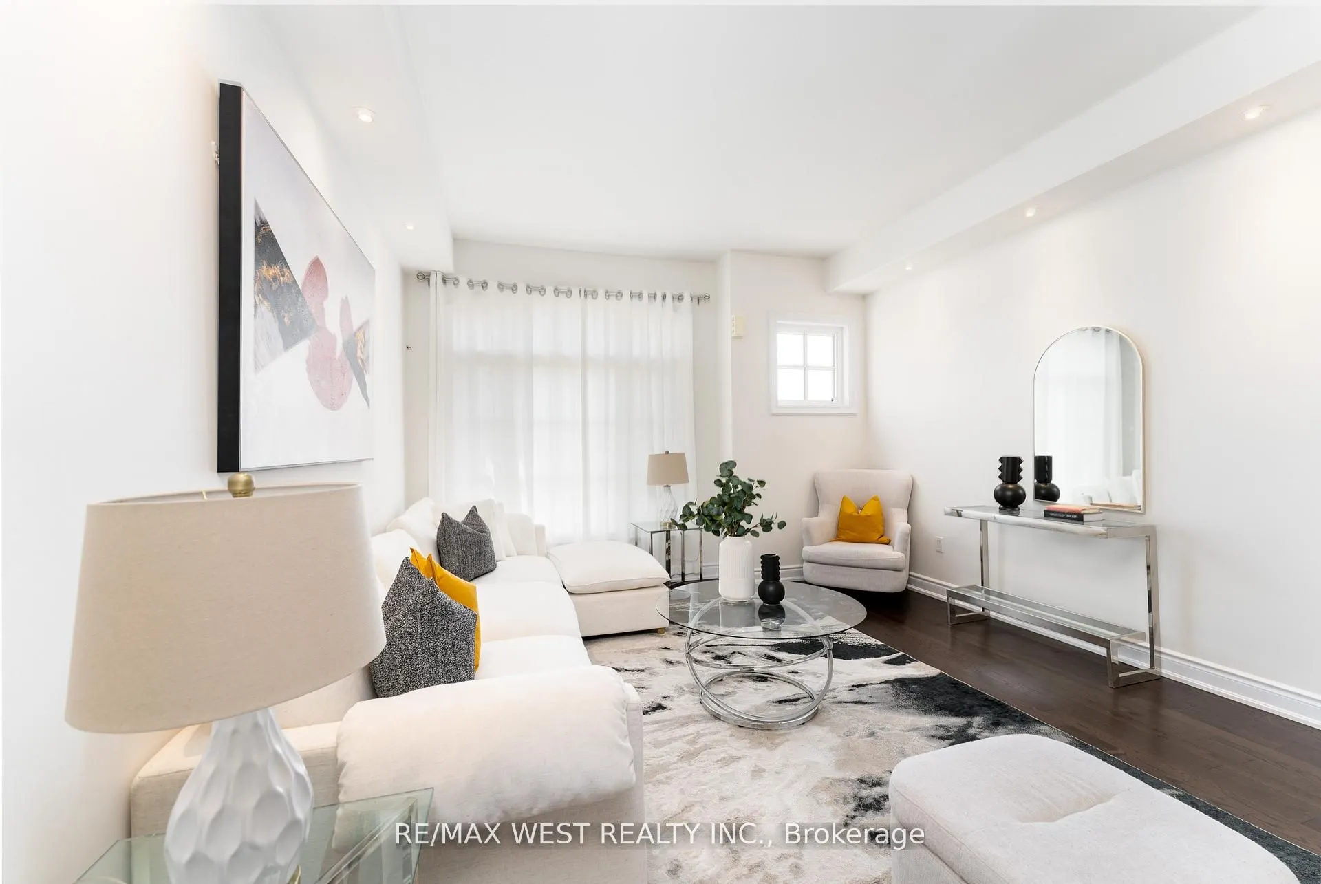 2172 Trafalgar Road, #19