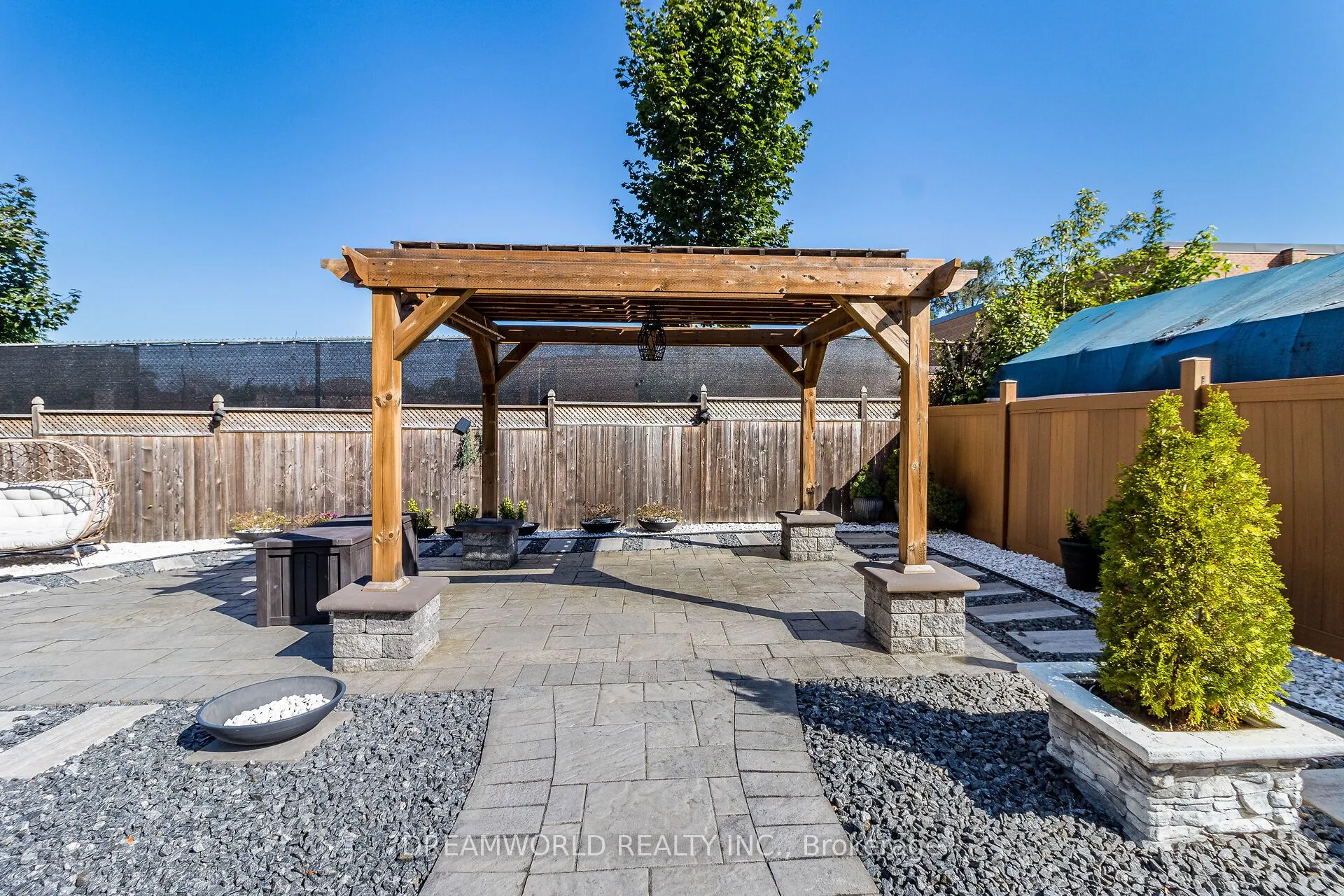 416 Rustic Road
