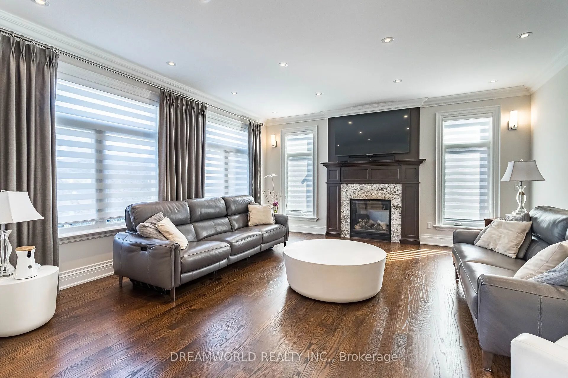 416 Rustic Road