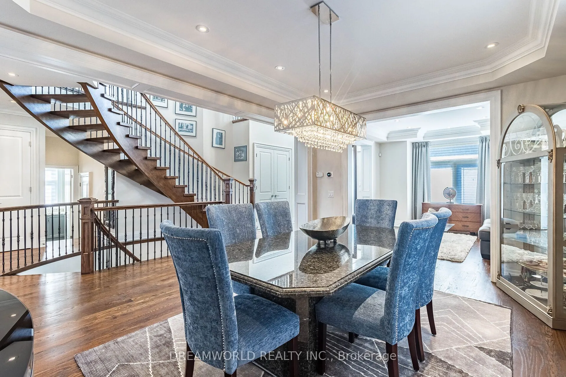 416 Rustic Road