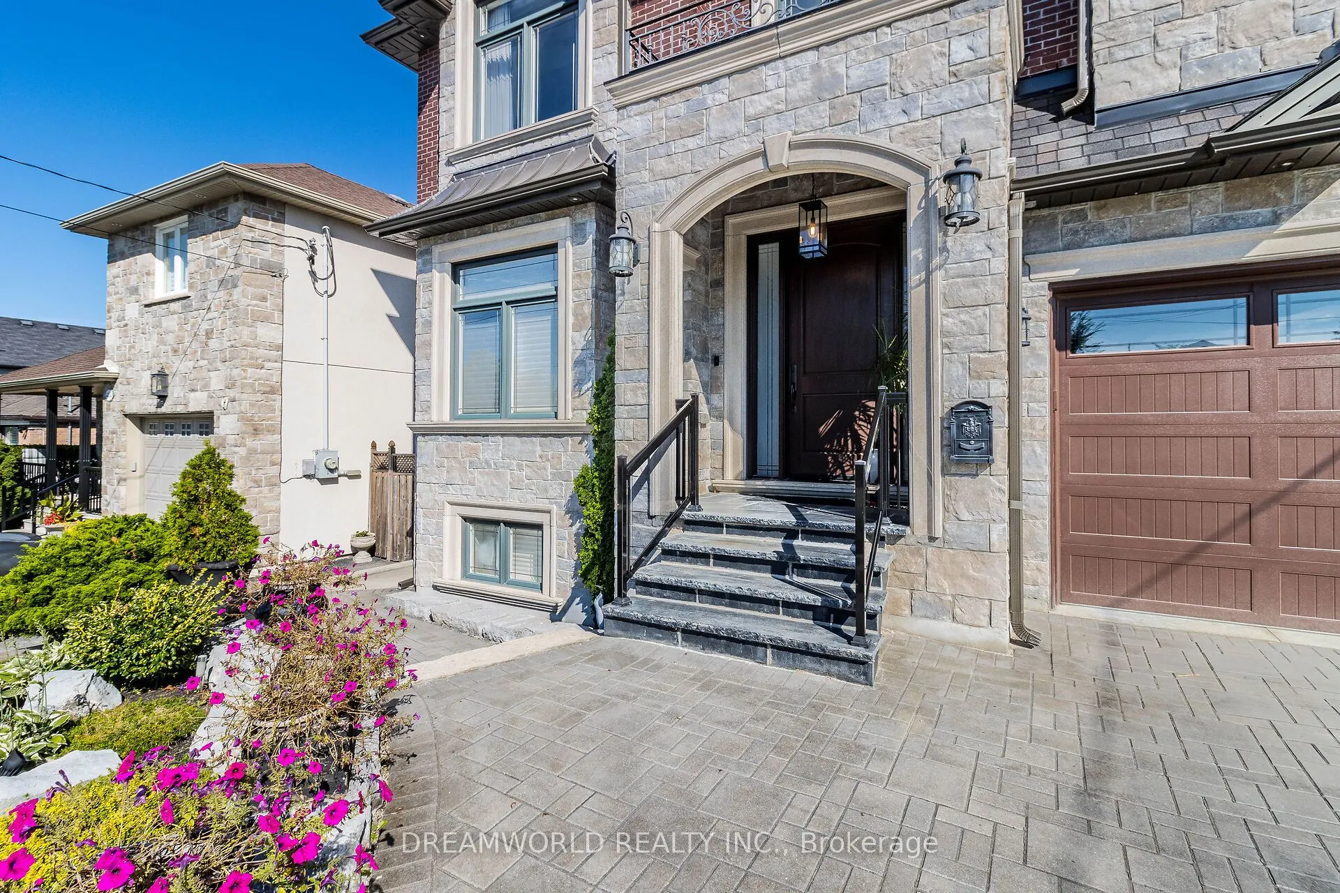 416 Rustic Road