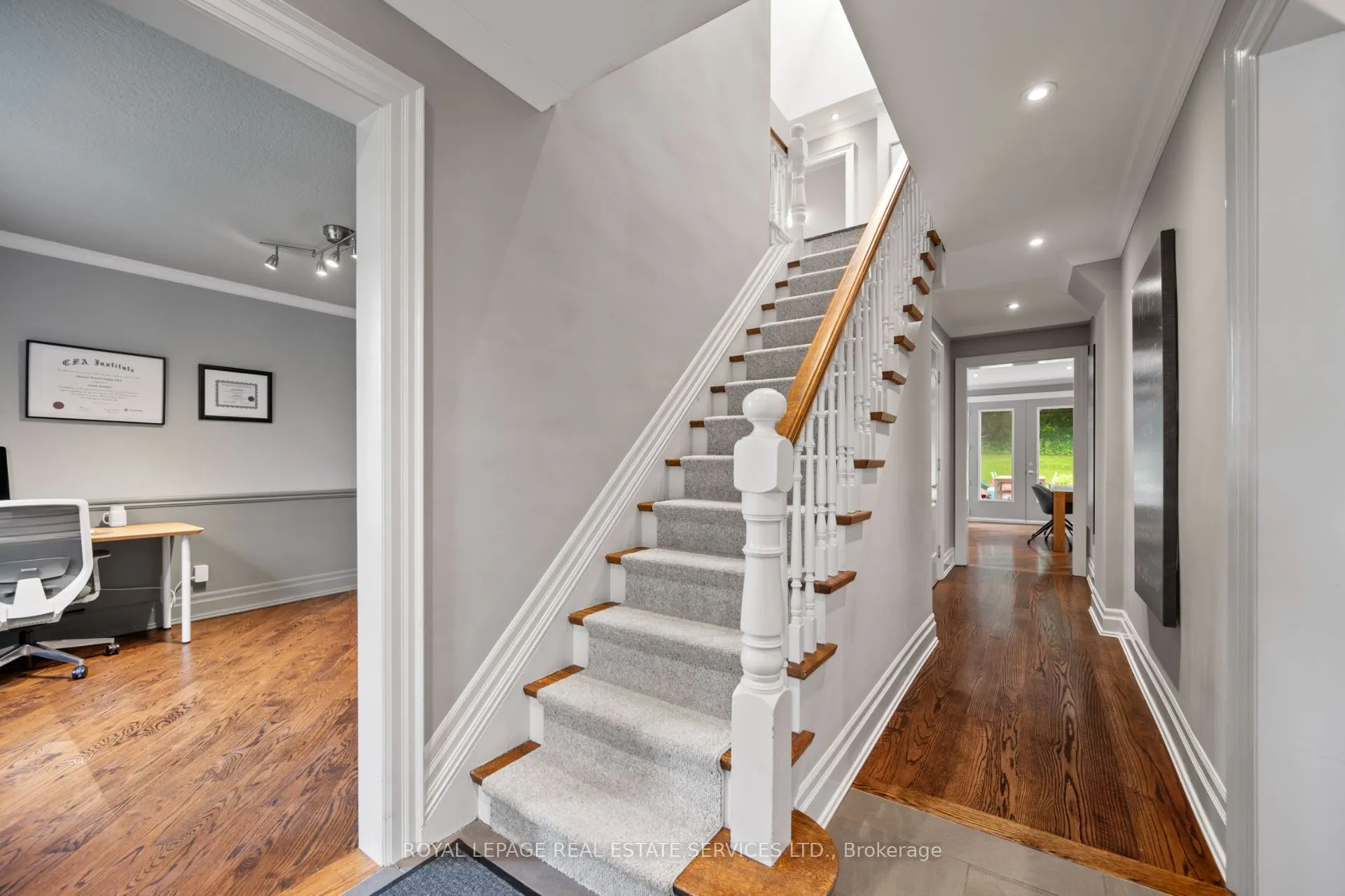 244 The Kingsway