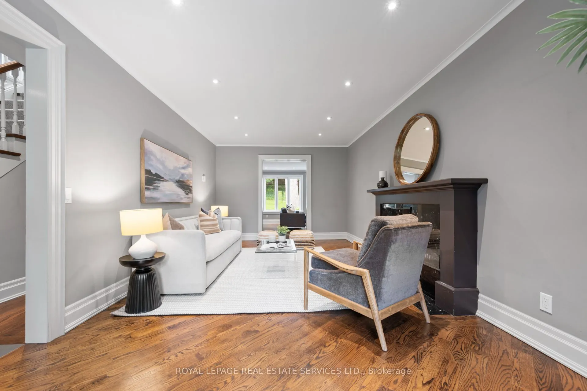 244 The Kingsway