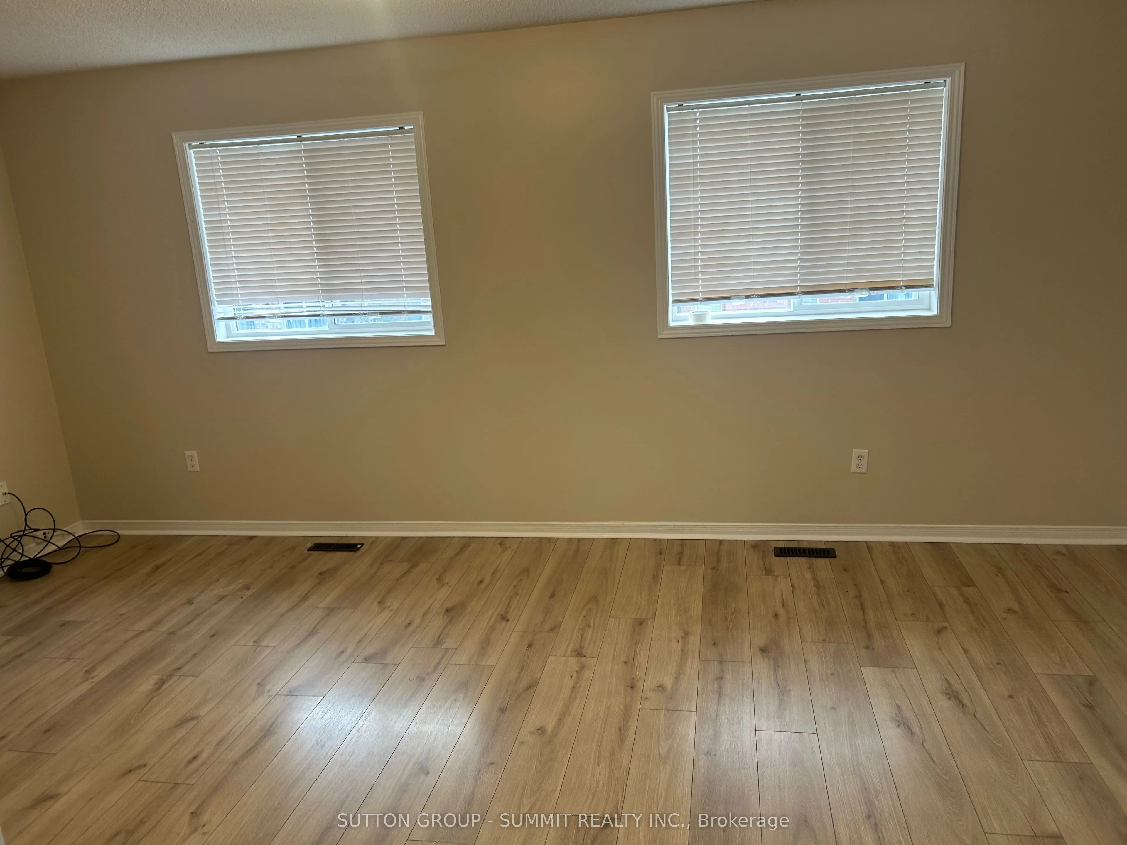 5341 Roadside Way