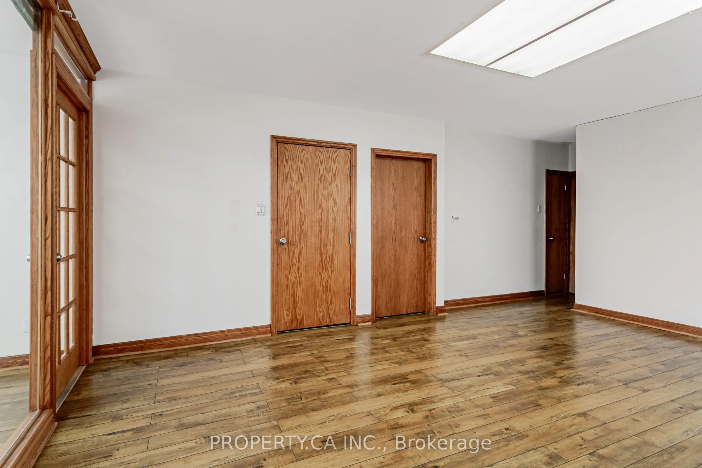 3581a Dundas Street W, #Second Floor