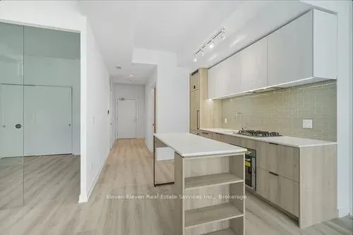 722 Marlee Abbey, #104