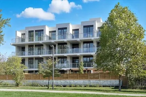 722 Marlee Abbey, #104