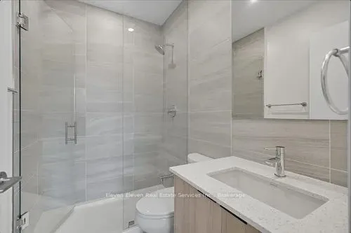 722 Marlee Avenue, #301