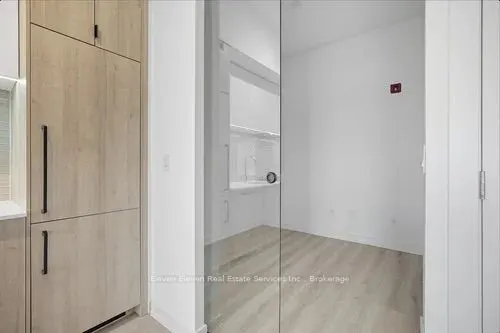 722 Marlee Avenue, #301