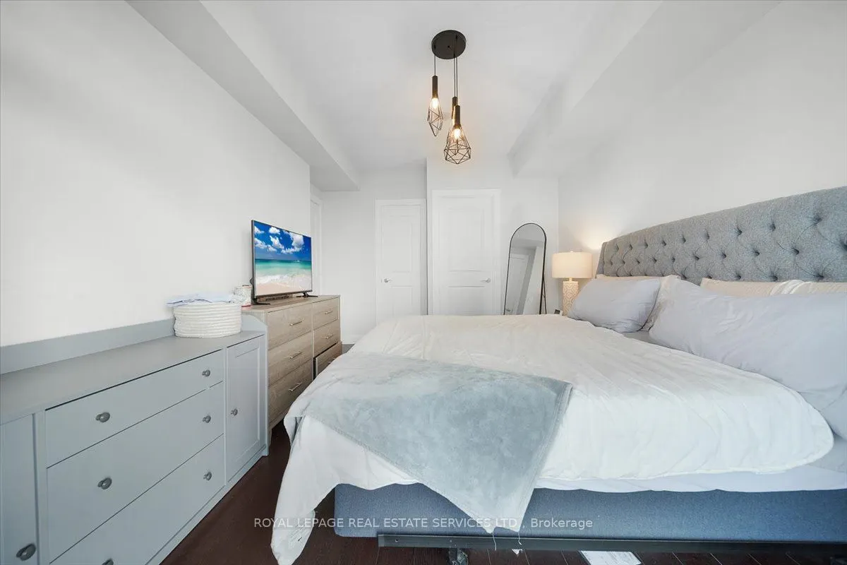 16 Brookers Lane, #3507