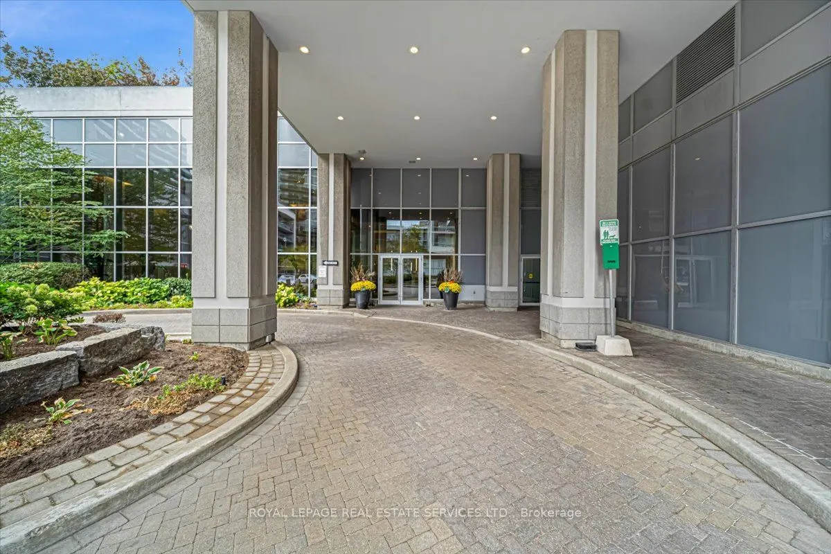 16 Brookers Lane, #3507