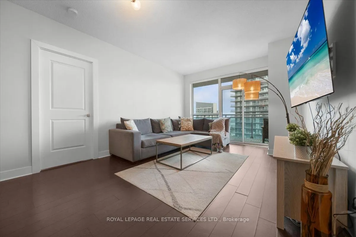 16 Brookers Lane, #3507