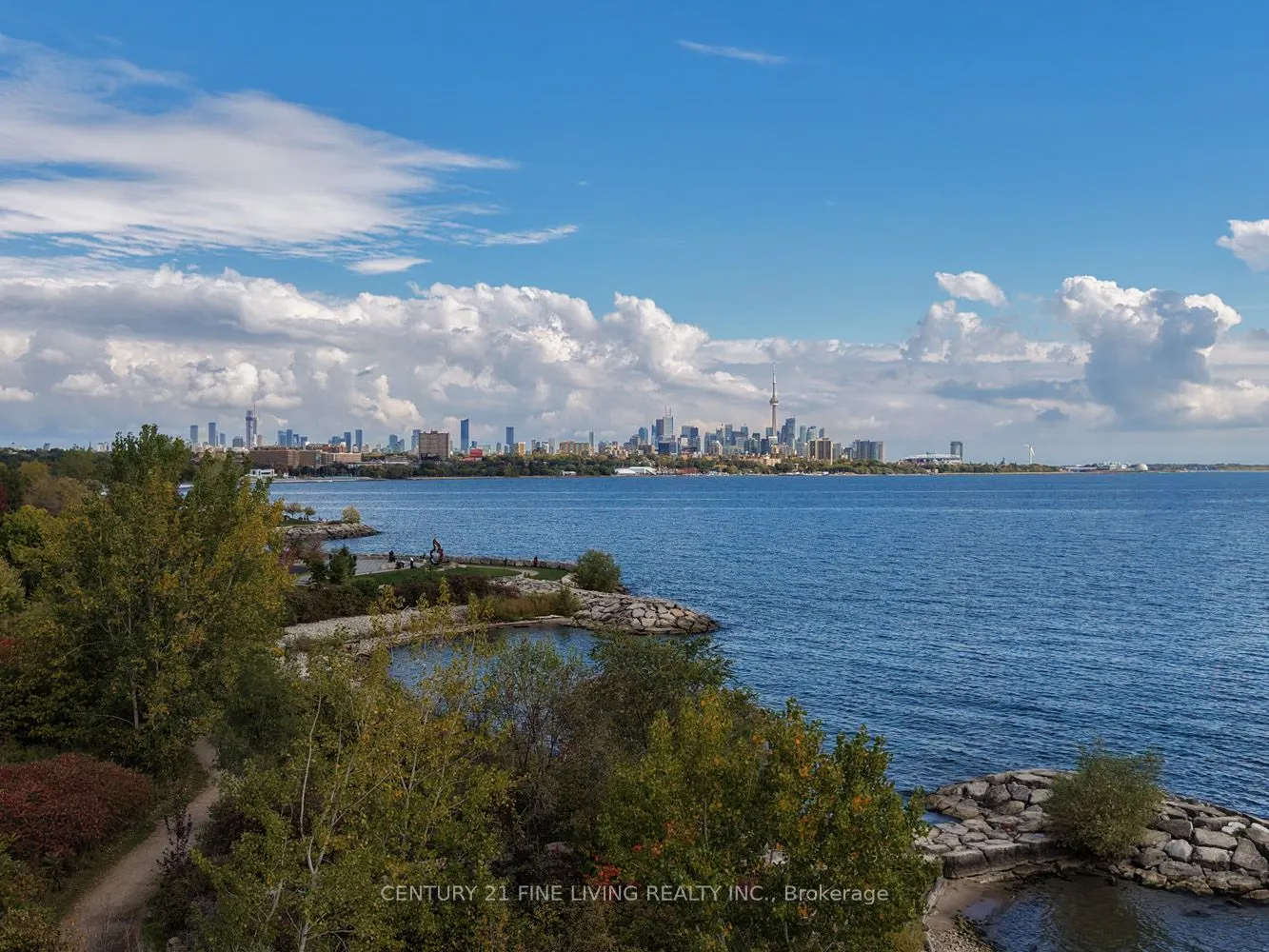 2067 Lake Shore Boulevard W, #904