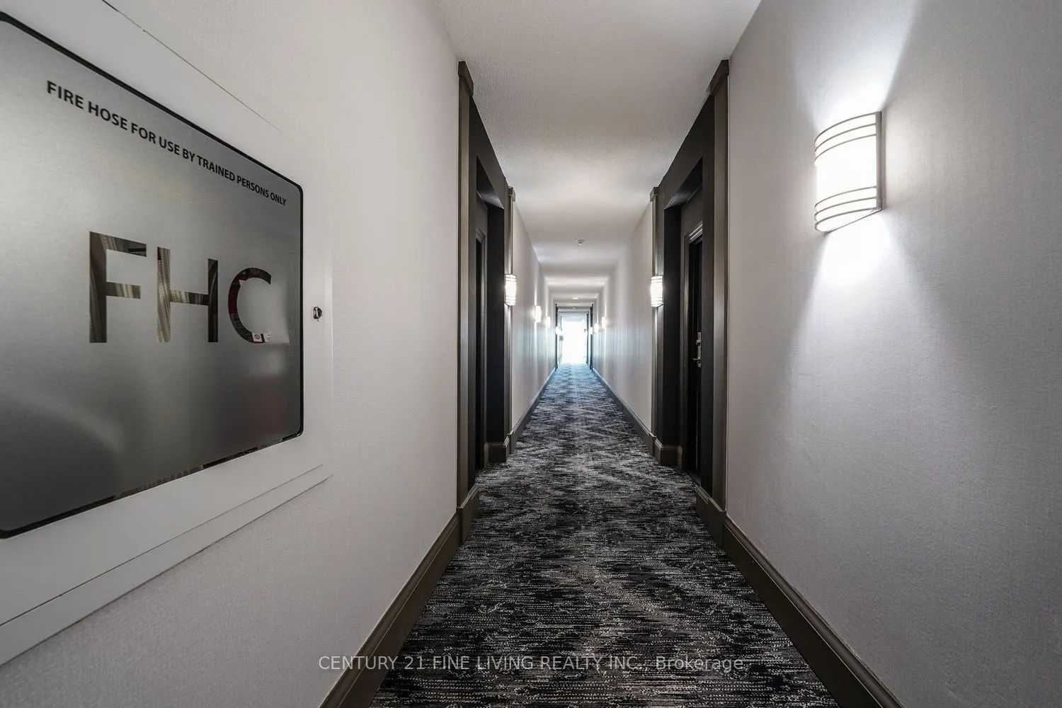 2067 Lake Shore Boulevard W, #904