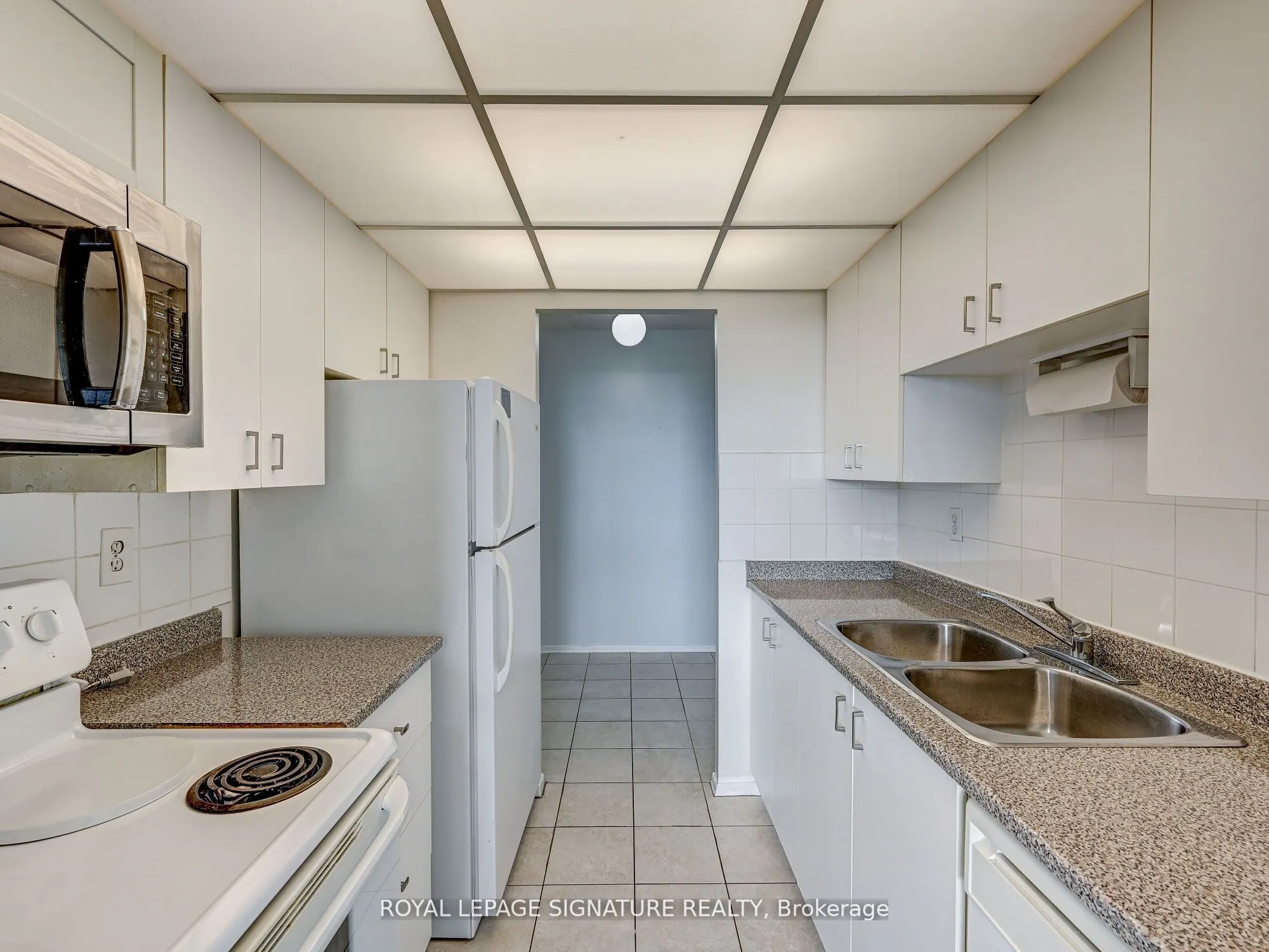 4 Lisa Street, #1411