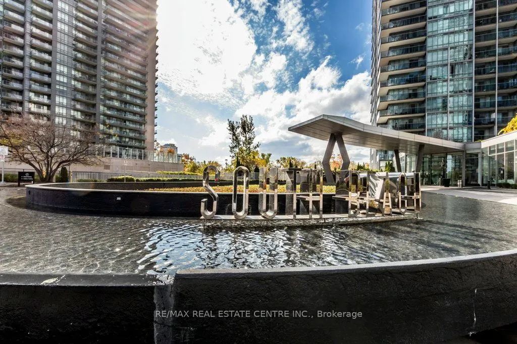 90 Parklawn Road, #1712