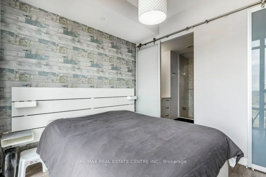 90 Parklawn Road, #1712